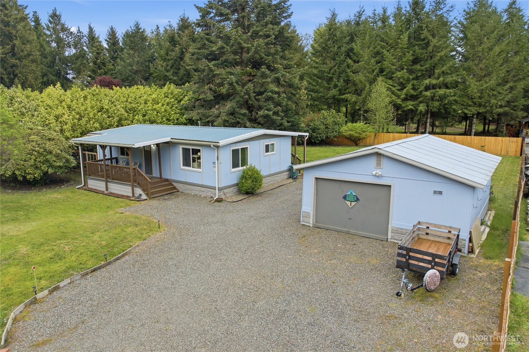 173 Riverview Drive, Castle Rock, WA 98611