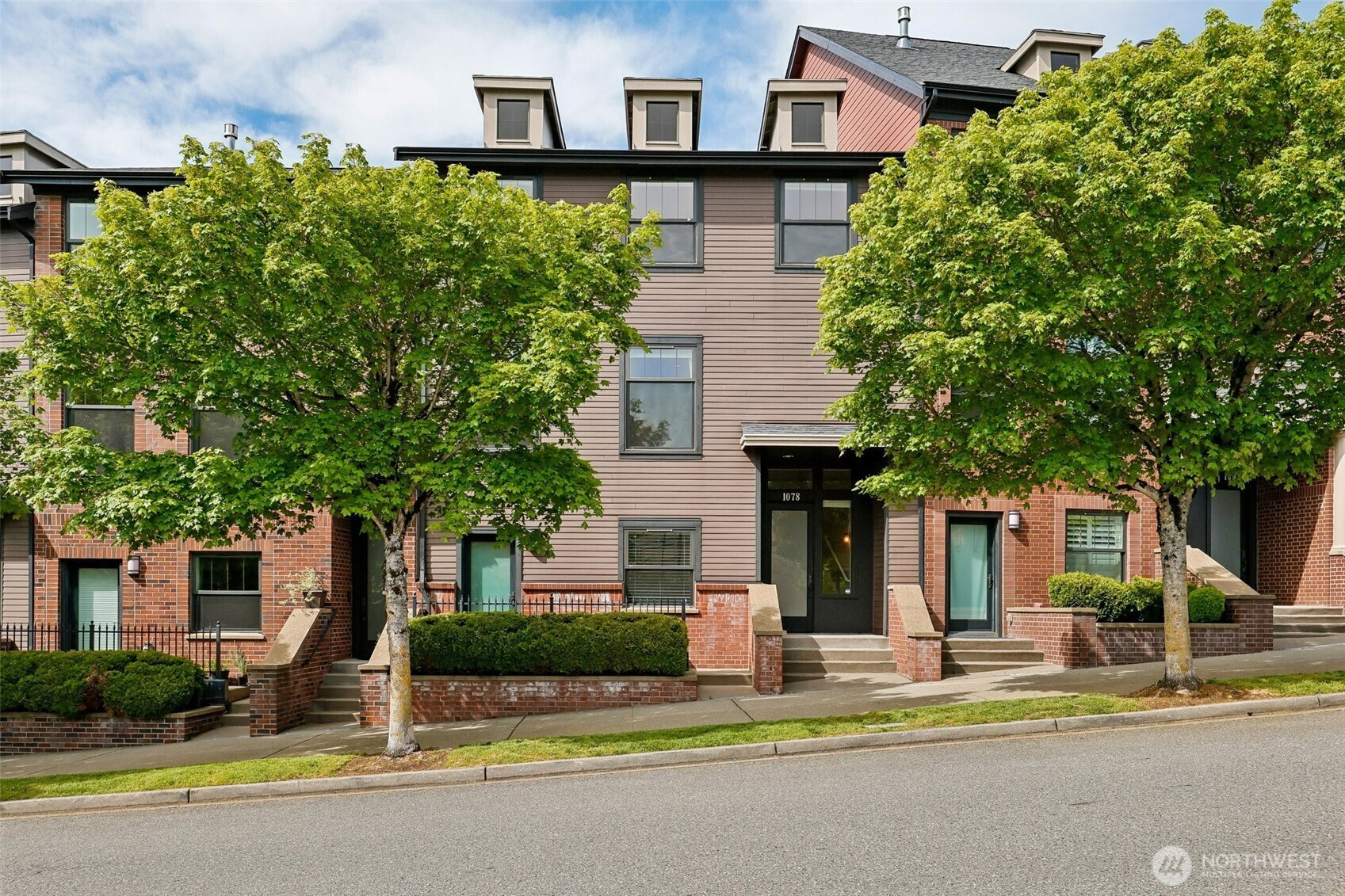 1078 NE High Street, Issaquah, WA 98029