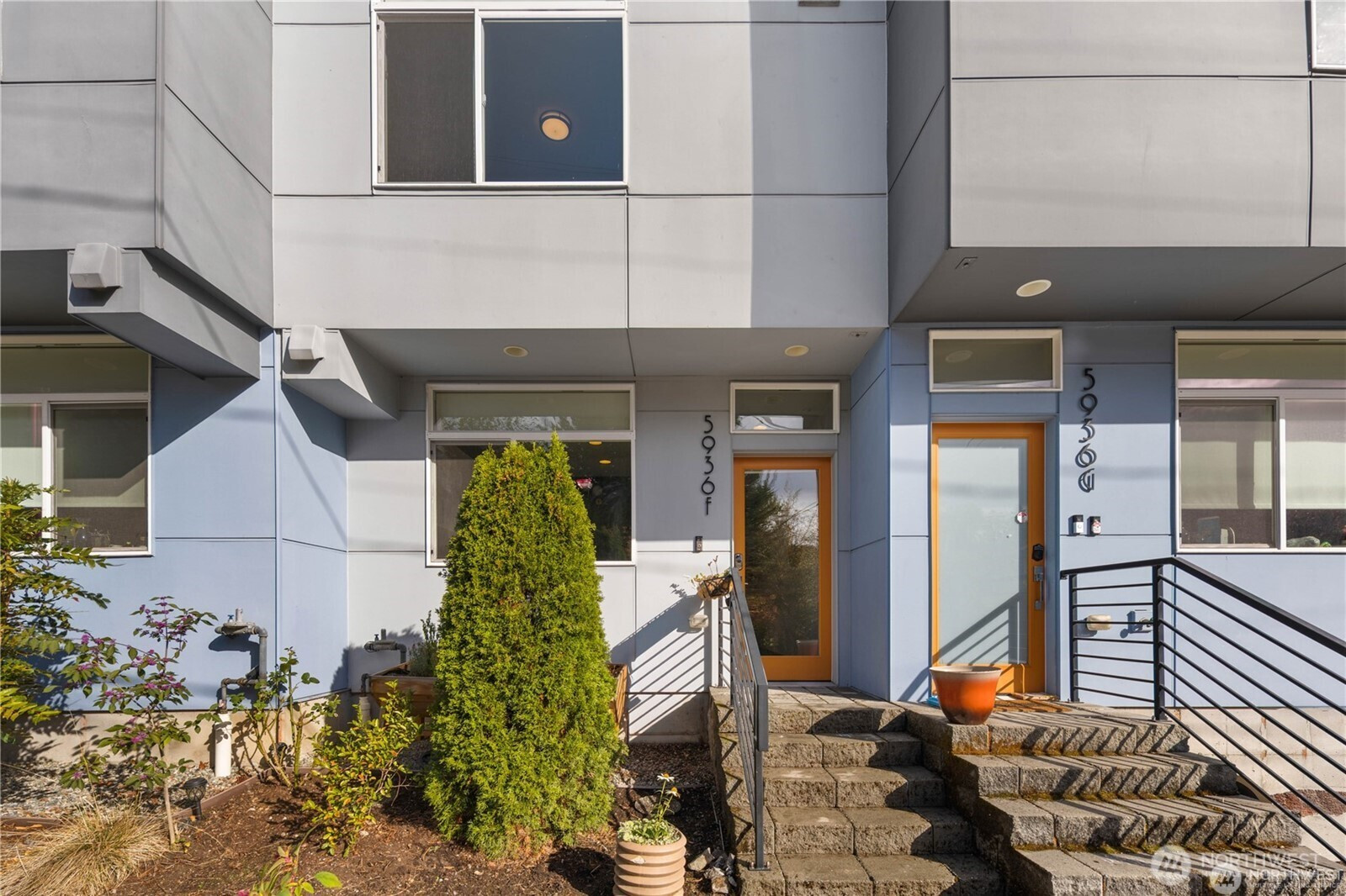 5936 S 36th Avenue, Seattle, WA 98118