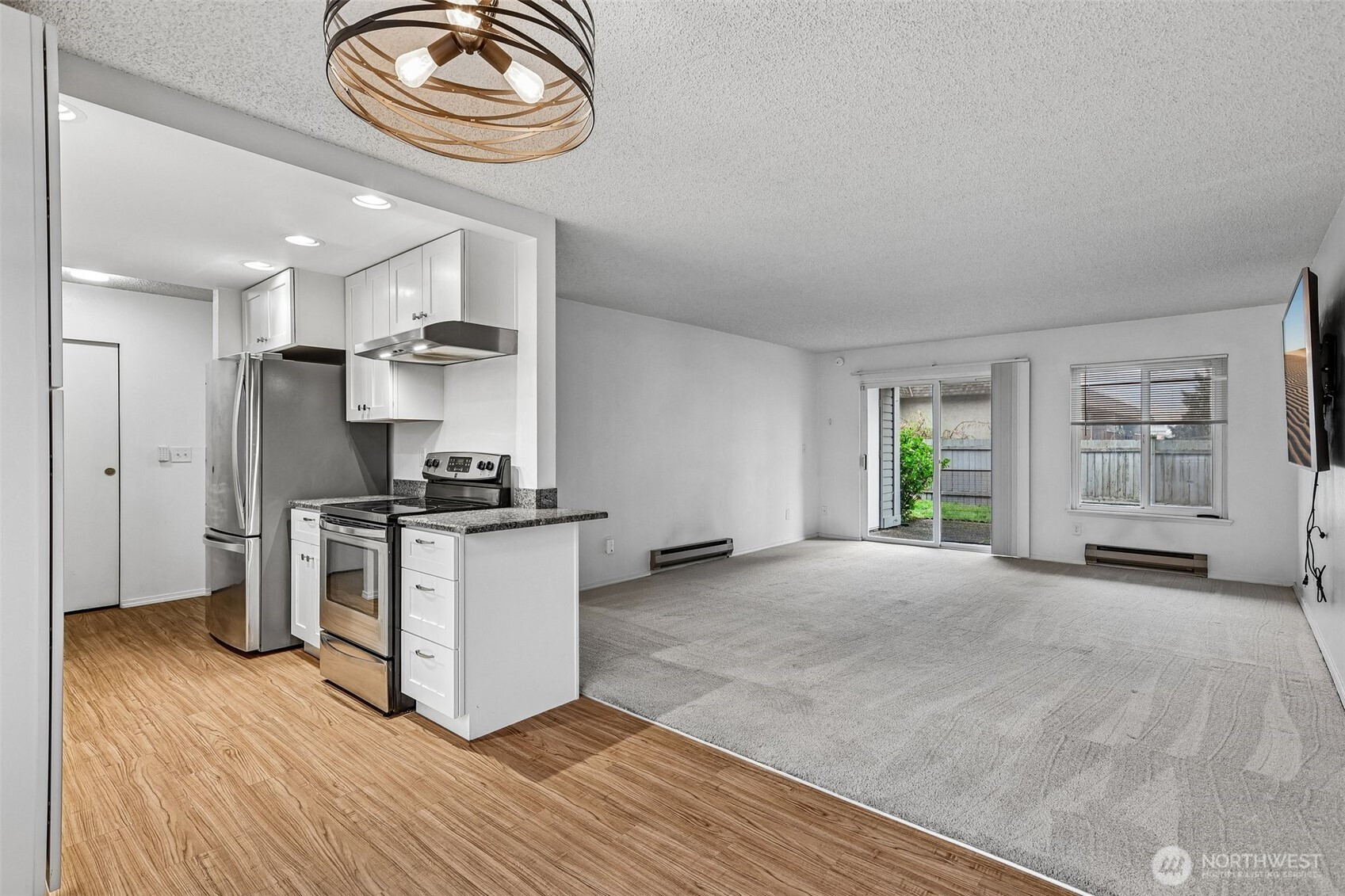 8823 Holly Drive, Everett, WA 98208