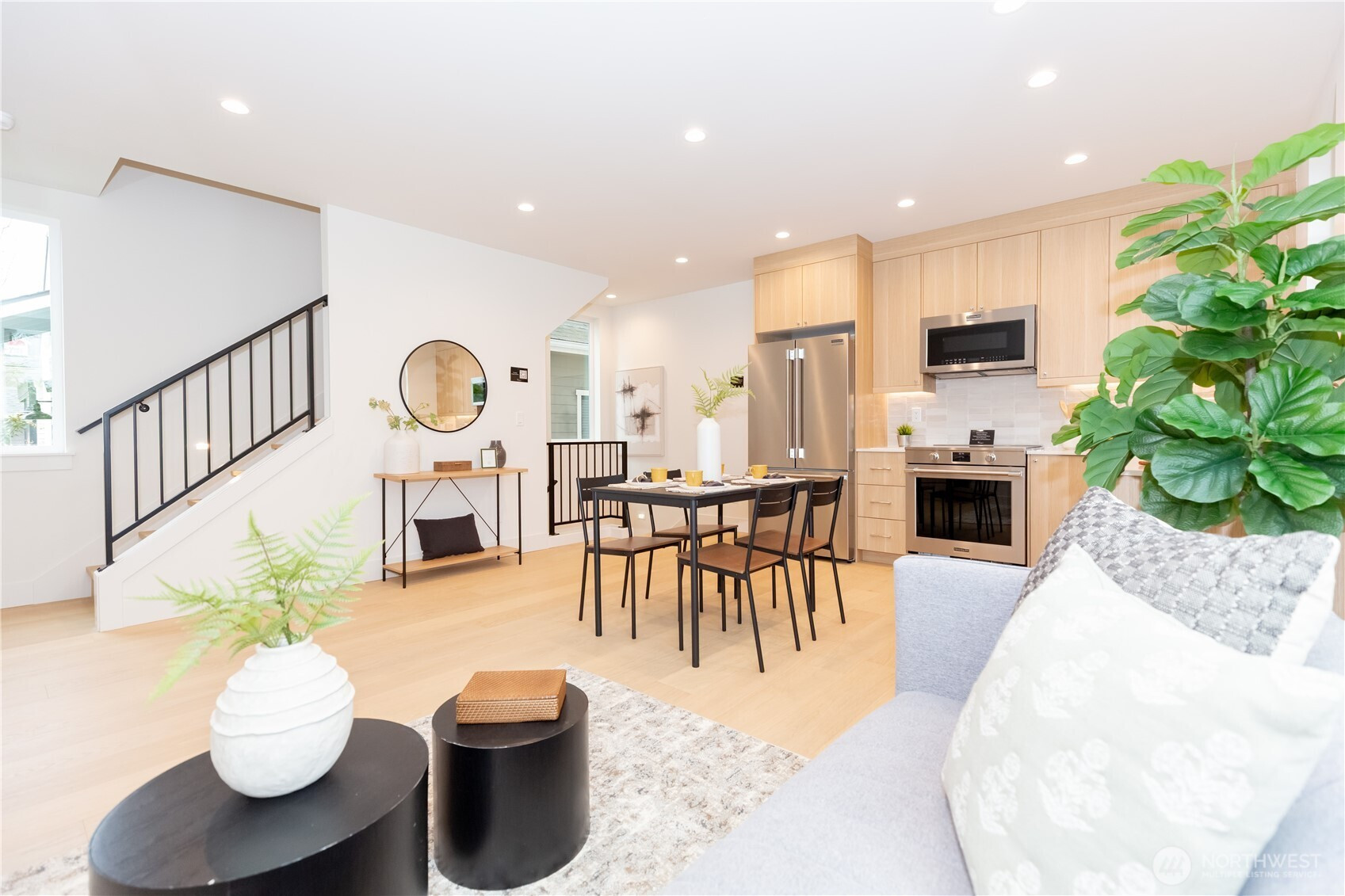 1530 25th Ave, Seattle, WA 98122