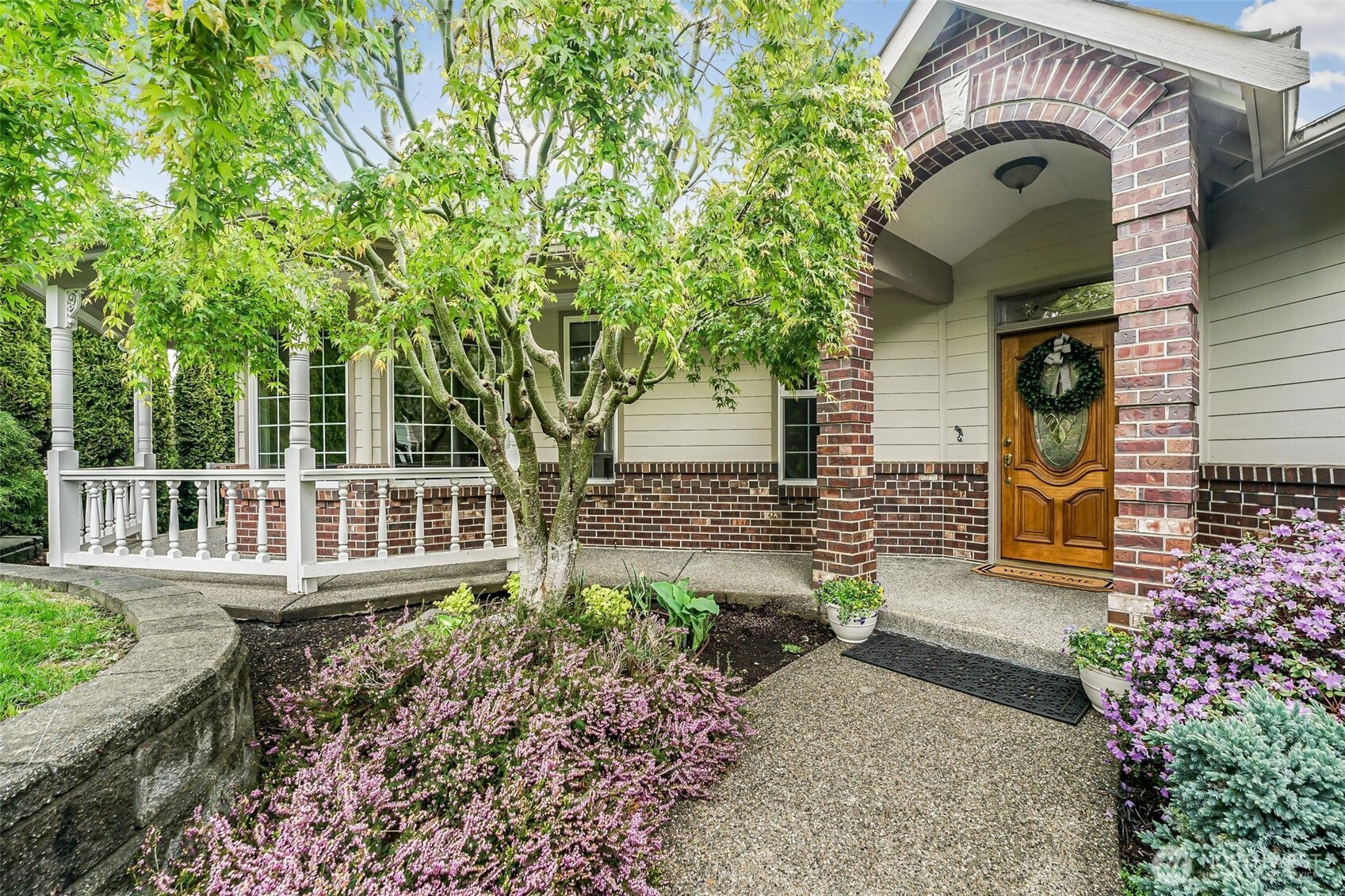 1411 Crestview Drive, Camano Island, WA 98282