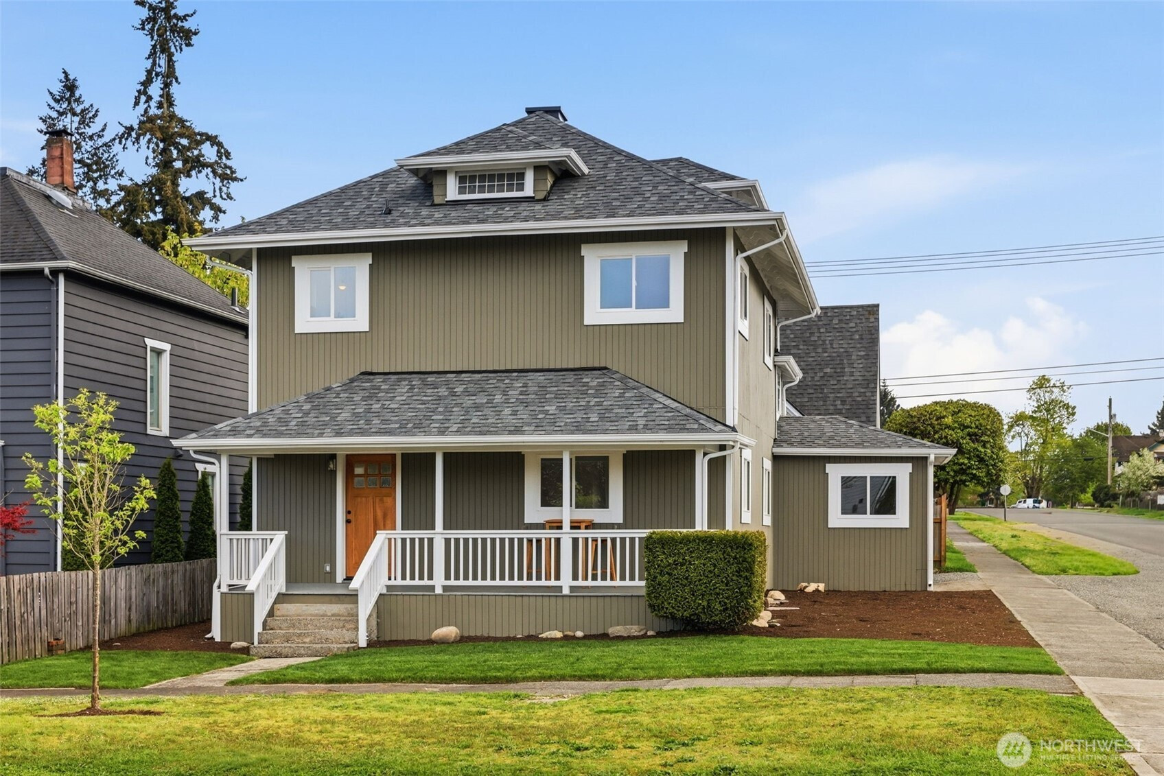 424 S Wright Avenue, Tacoma, WA 98418