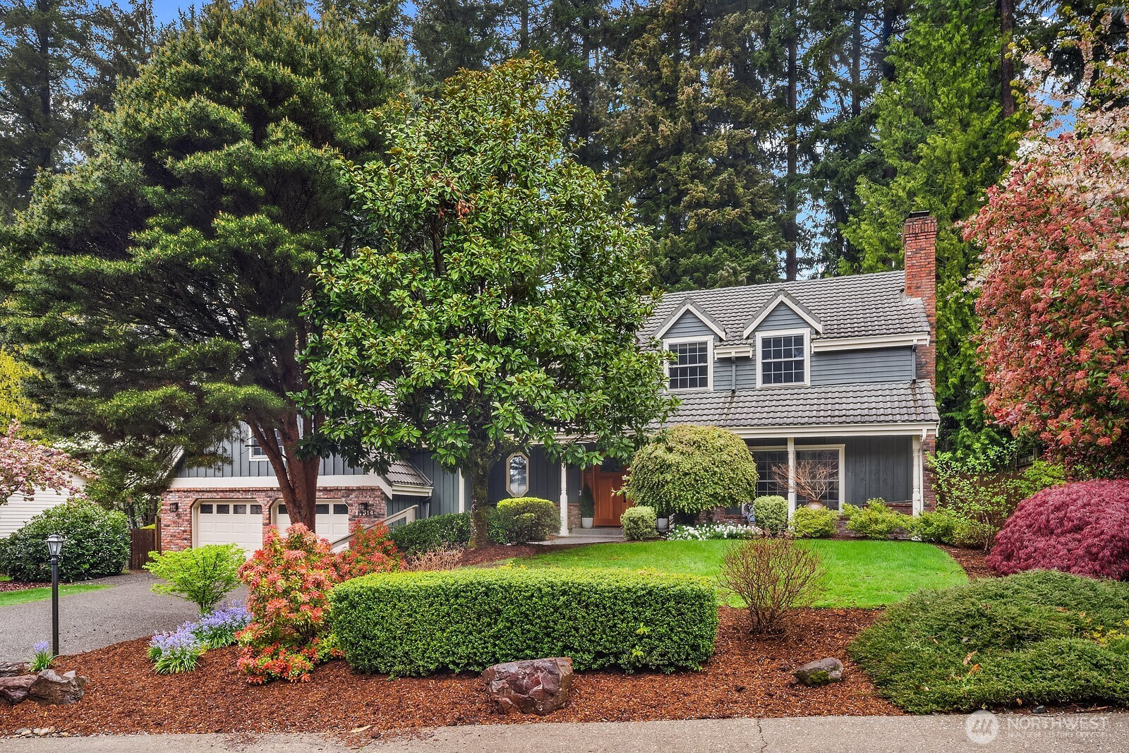 14314 NE 10th Place, Bellevue, WA 98007
