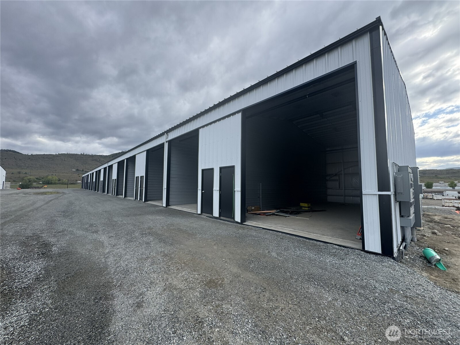 73 E Shop Avenue, Chelan, WA 98816