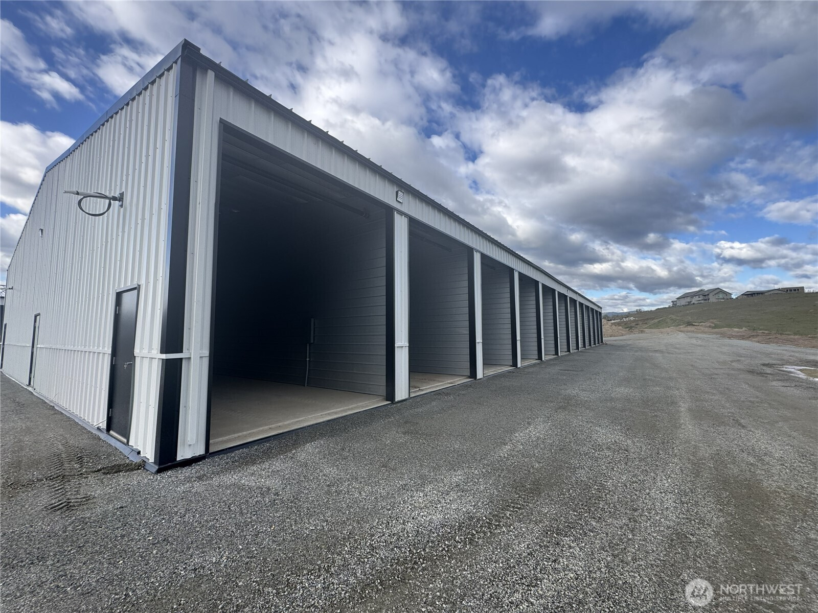 73 E Shop Avenue, Chelan, WA 98816