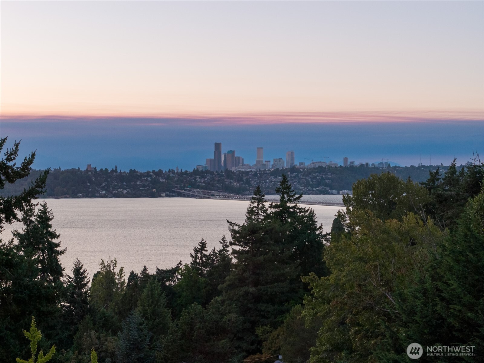 6950 SE Maker Street, Mercer Island, WA 98040