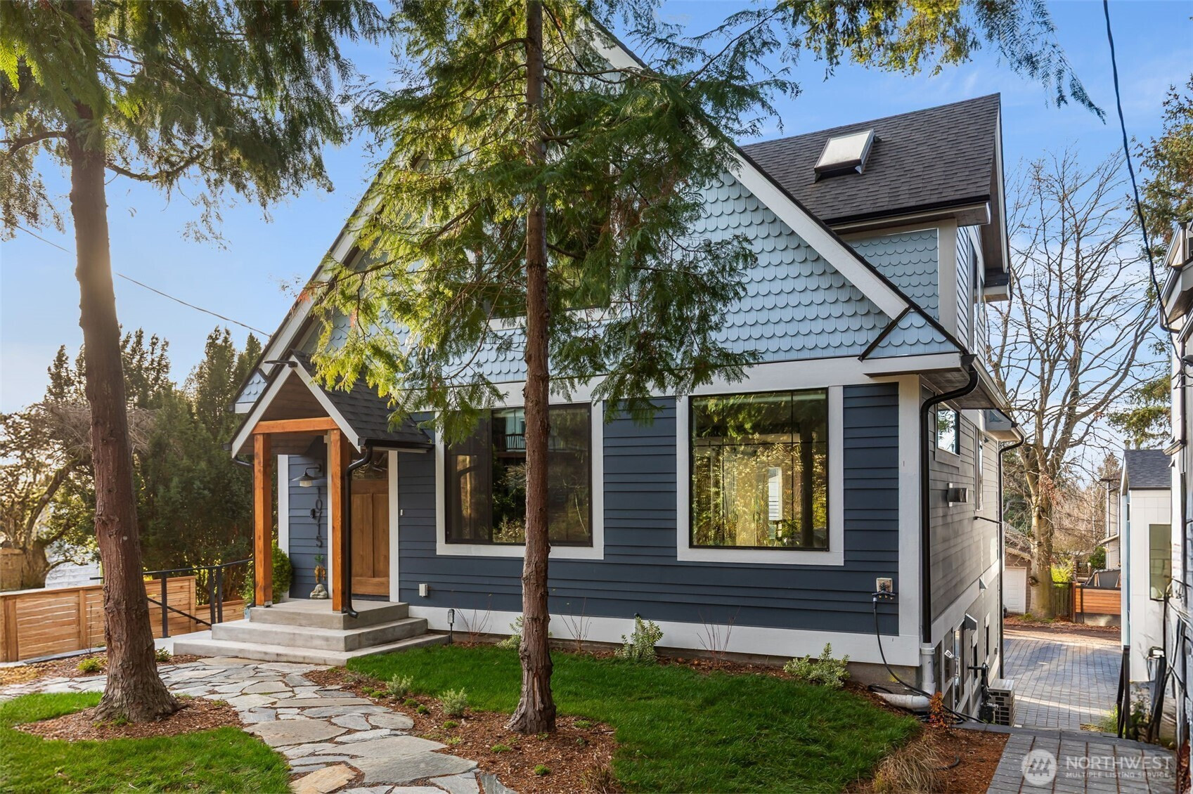 10715 2nd Avenue NW, Seattle, WA 98177