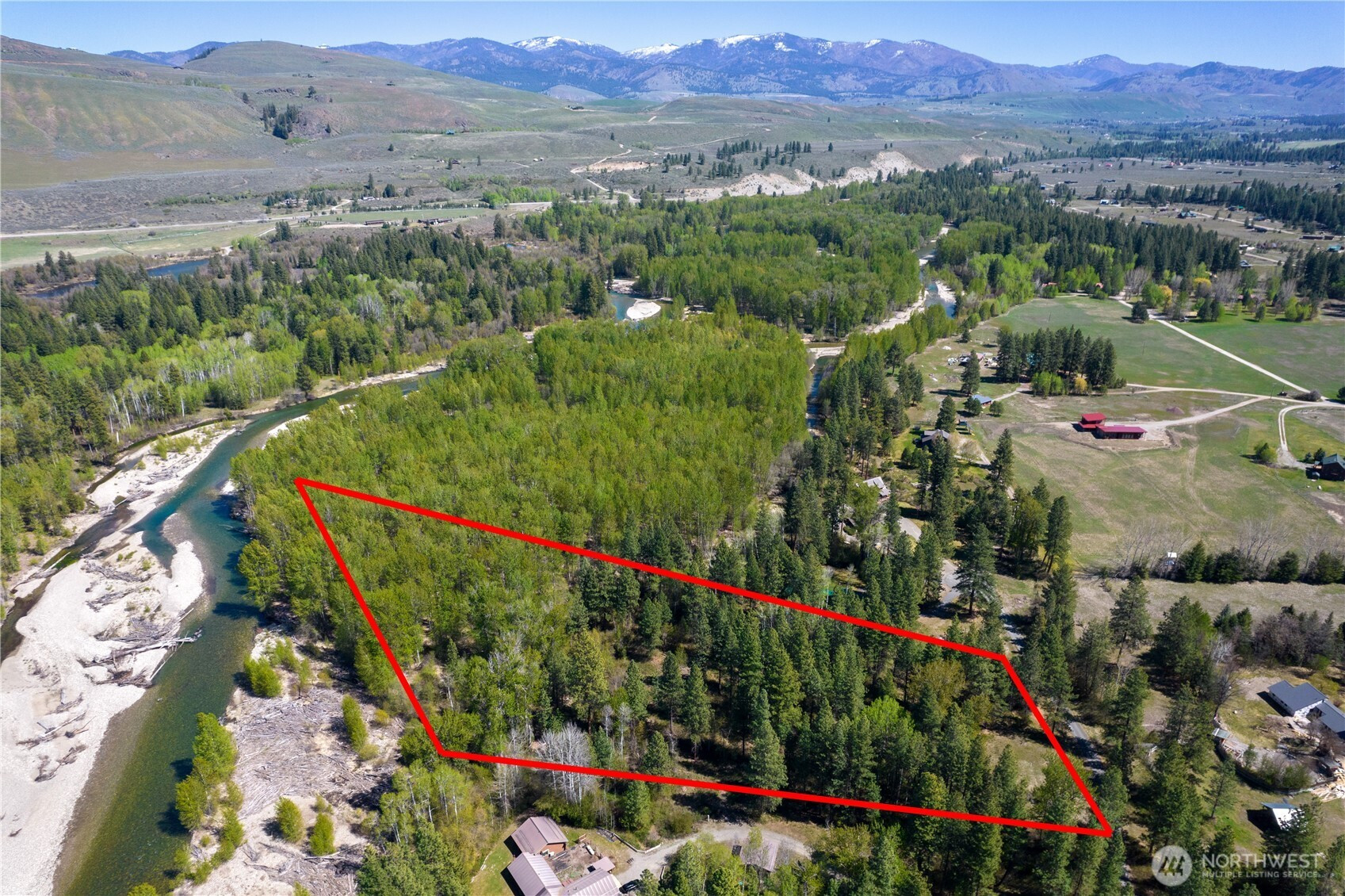 19 Green Road, Winthrop, WA 98862