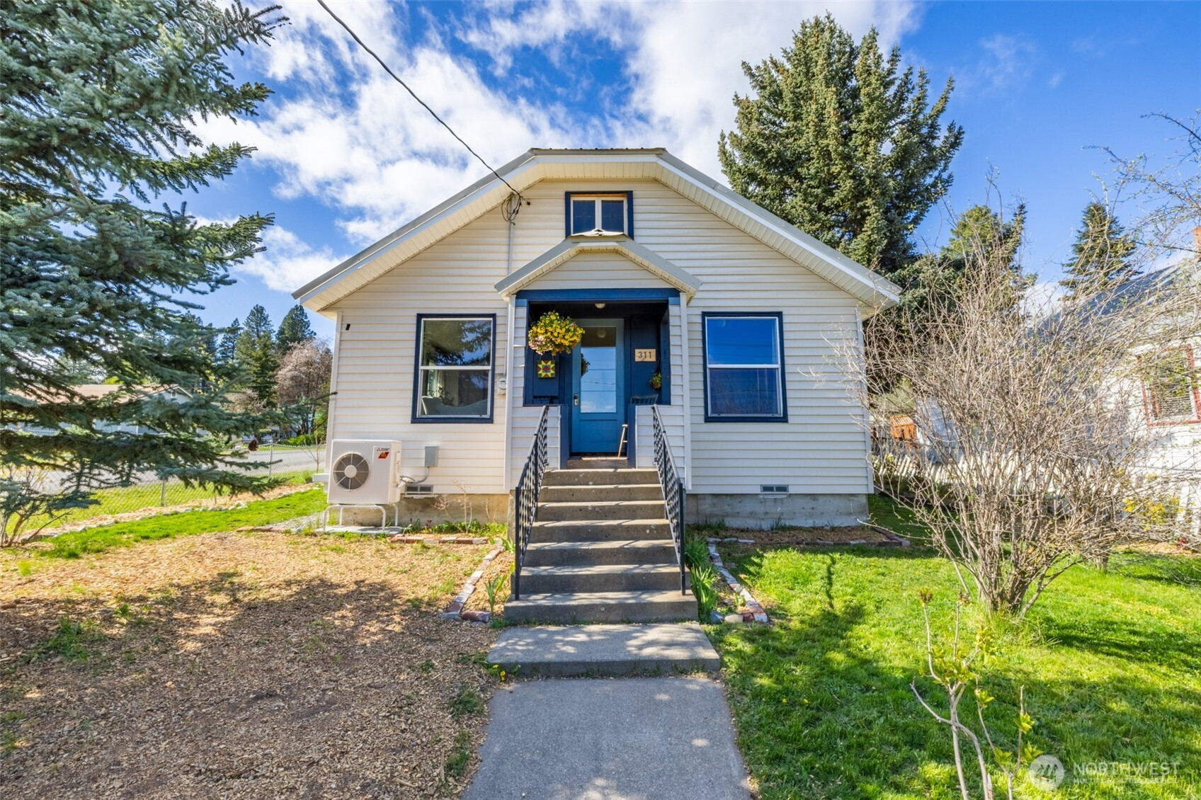 311 W Nevada Avenue, Roslyn, WA 98941