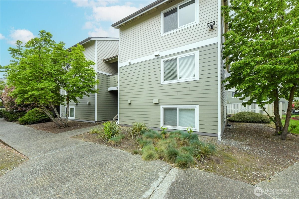 14312 126th Avenue NE, Kirkland, WA 98034