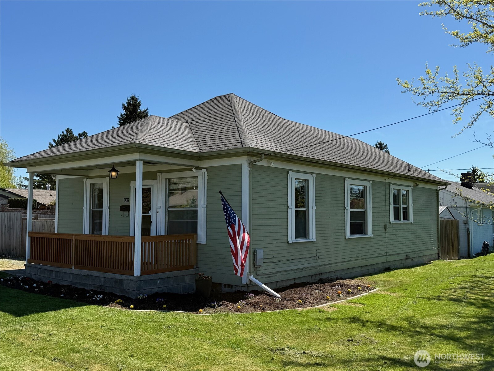 1302 E Broad Street, Mount Vernon, WA 98274