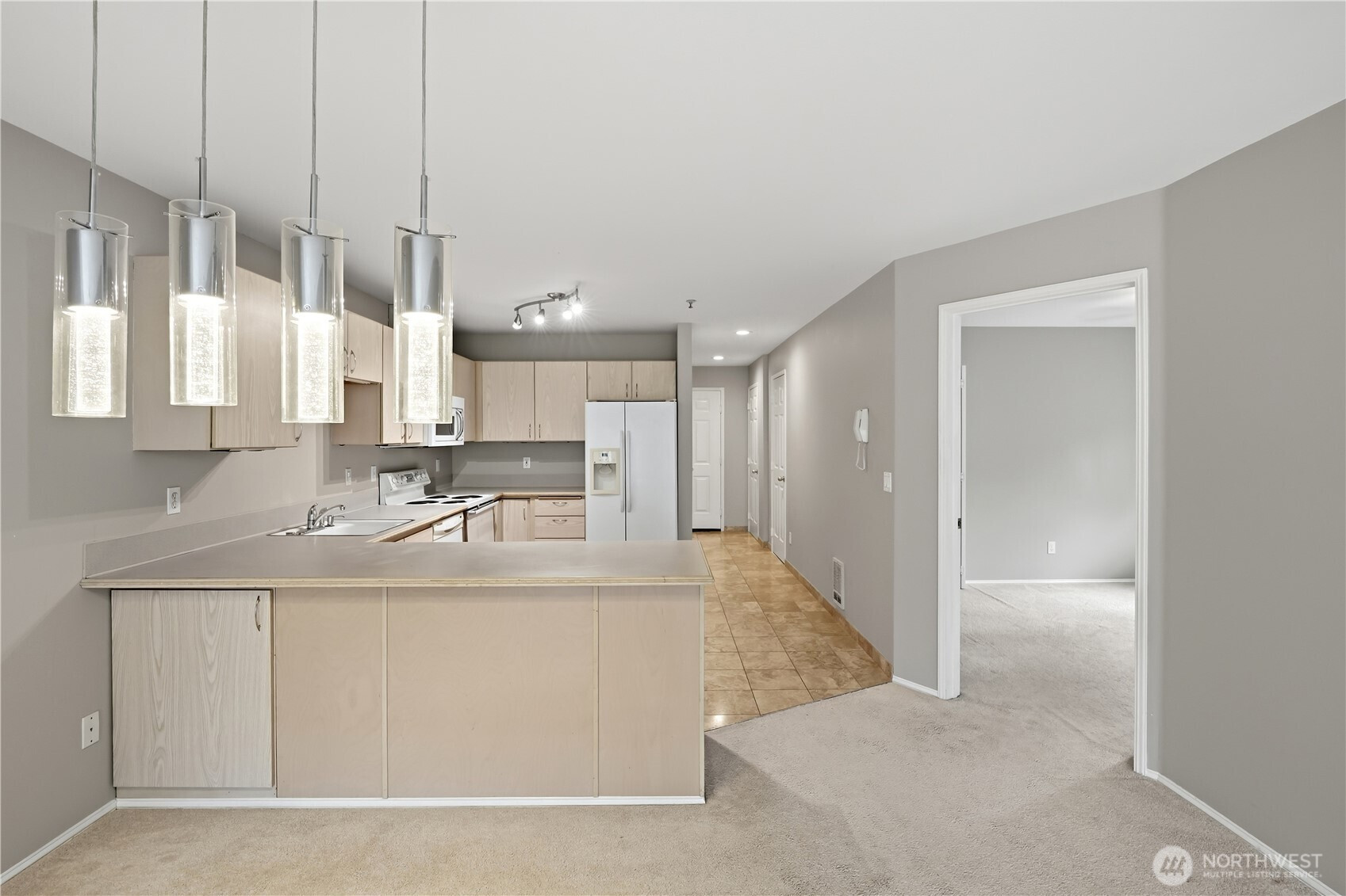 18210 73rd Avenue NE, Kenmore, WA 98028