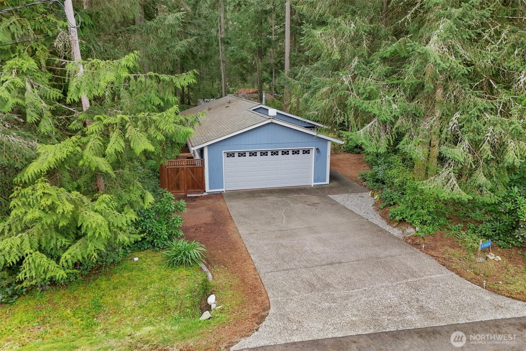 11222 Country Club Place, Anderson Island, WA 98303