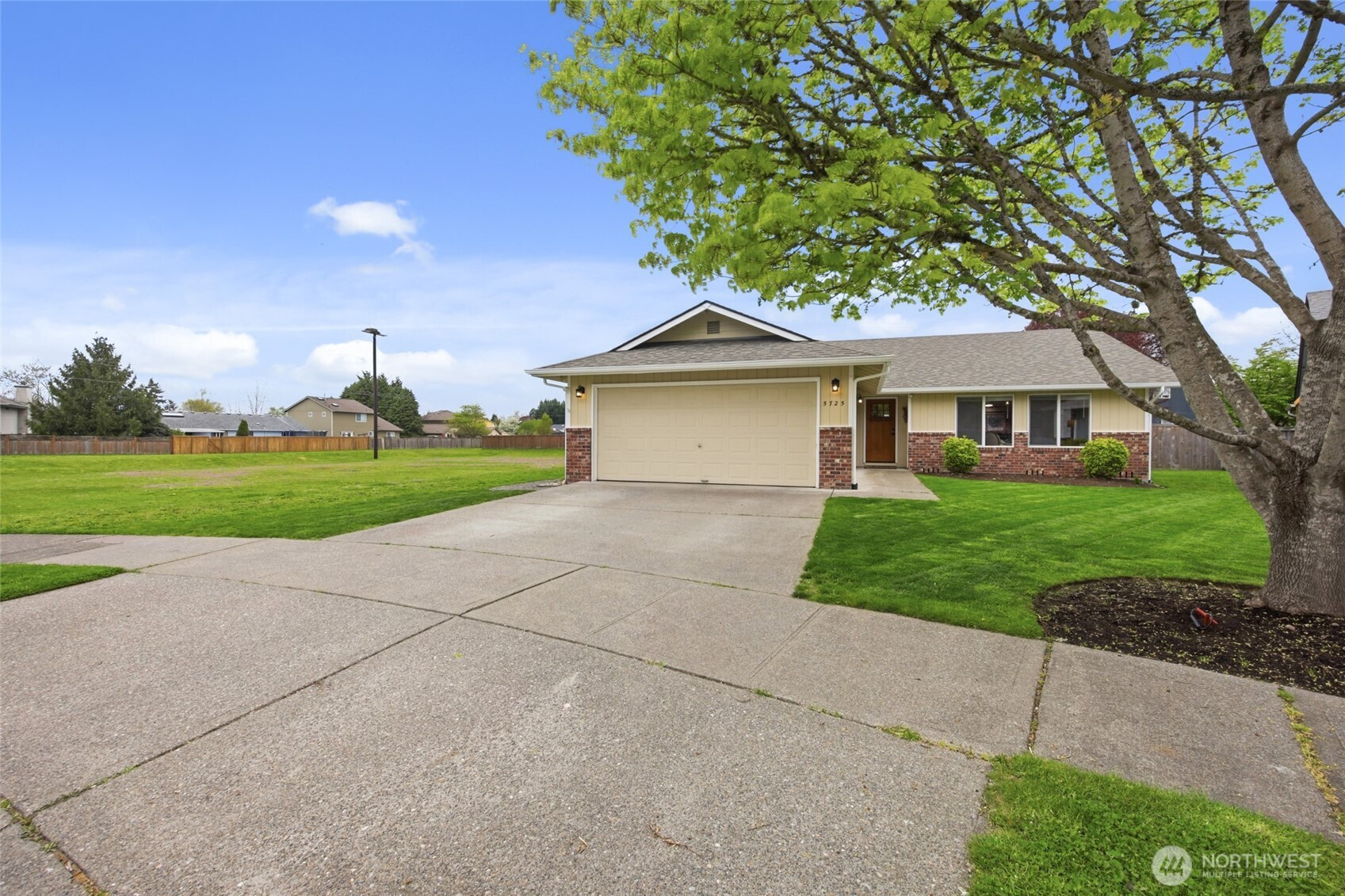 5725 58th Court SE, Lacey, WA 98513