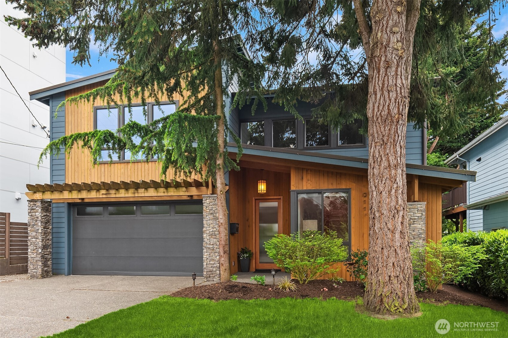 911 NW 59th Street, Seattle, WA 98107