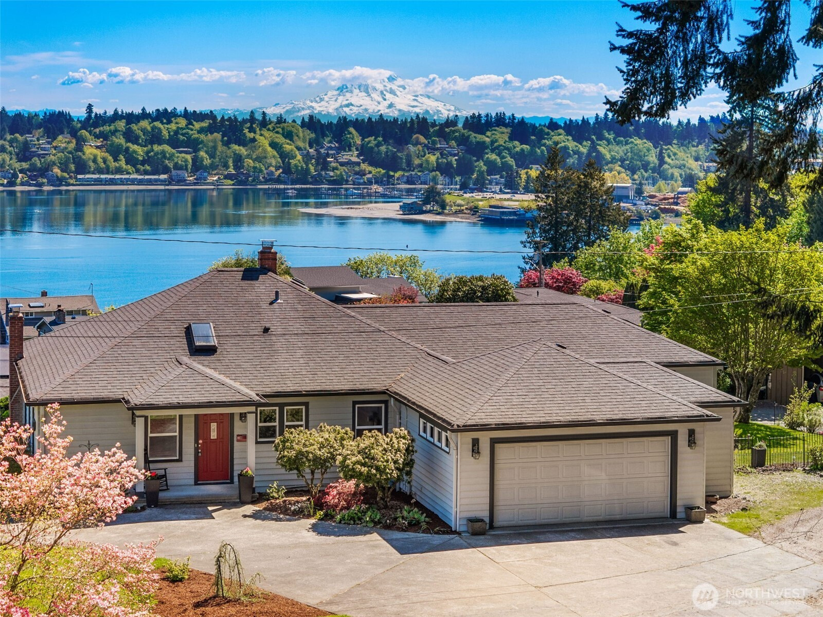 1315 Raft Avenue NW, Olympia, WA 98502