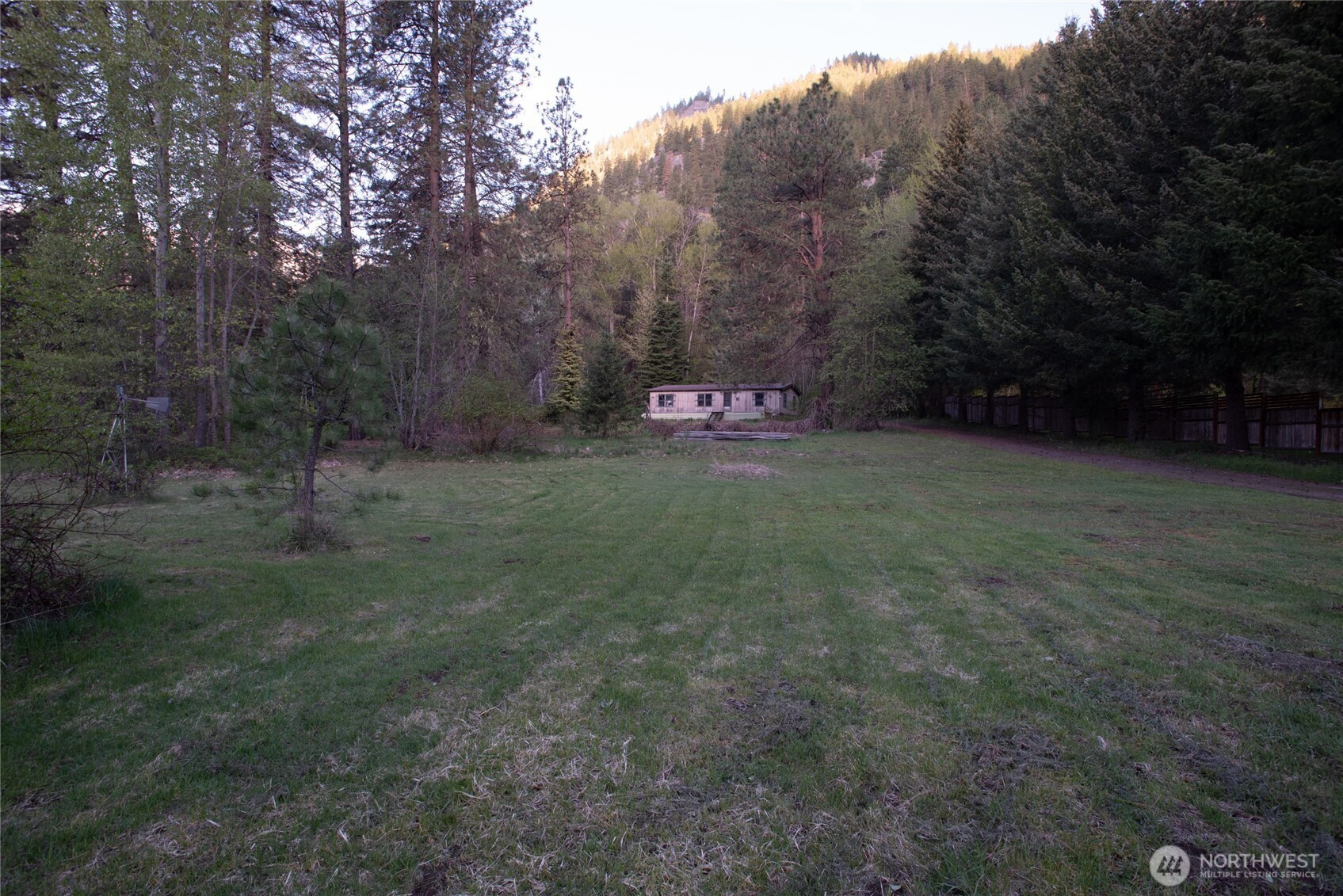 7660 Icicle Rd, Leavenworth, WA 98826