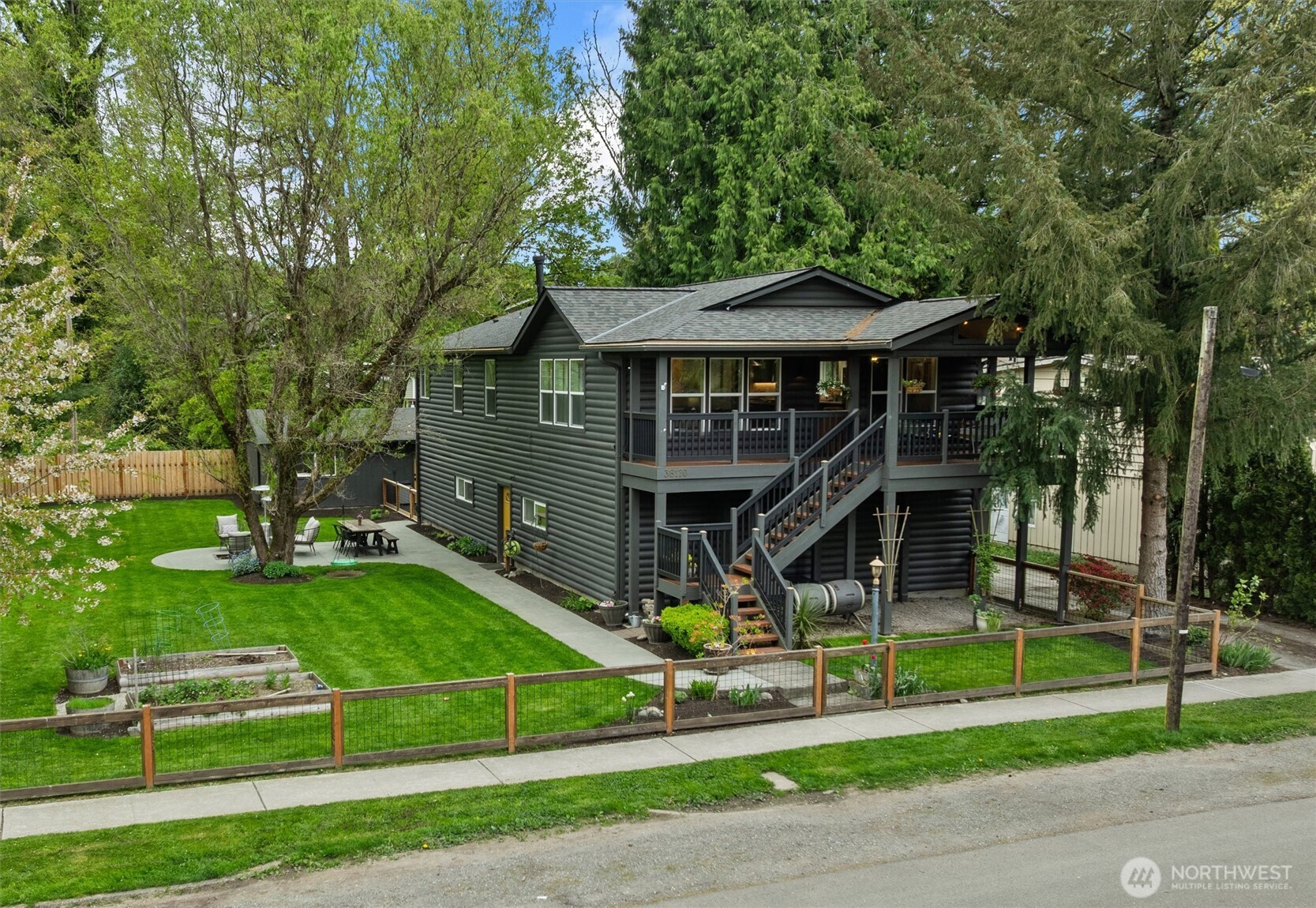 38170 SE Cedar Street, Snoqualmie, WA 98065