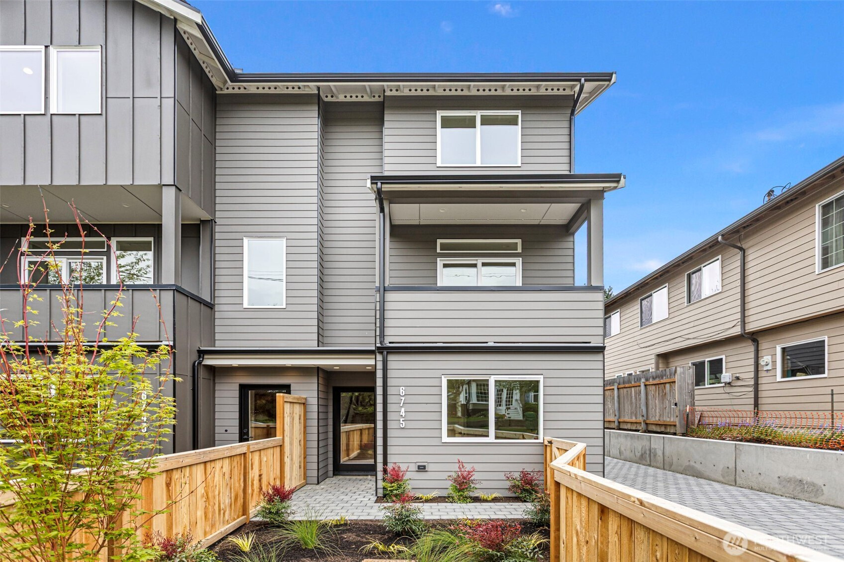 6745 Earl Avenue NW, Seattle, WA 98117