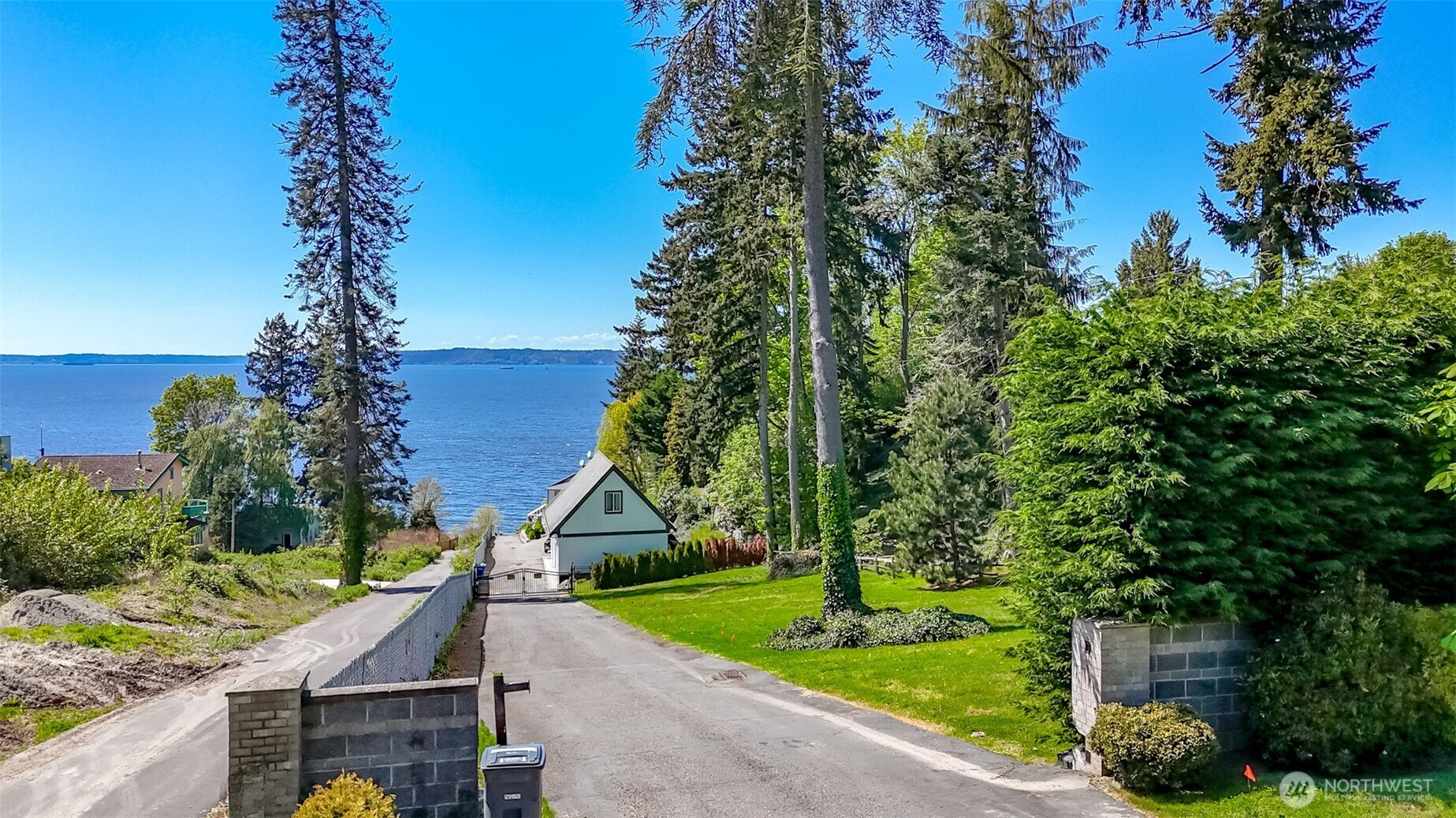 27 xxx 10th Avenue S, Des Moines, WA 98198