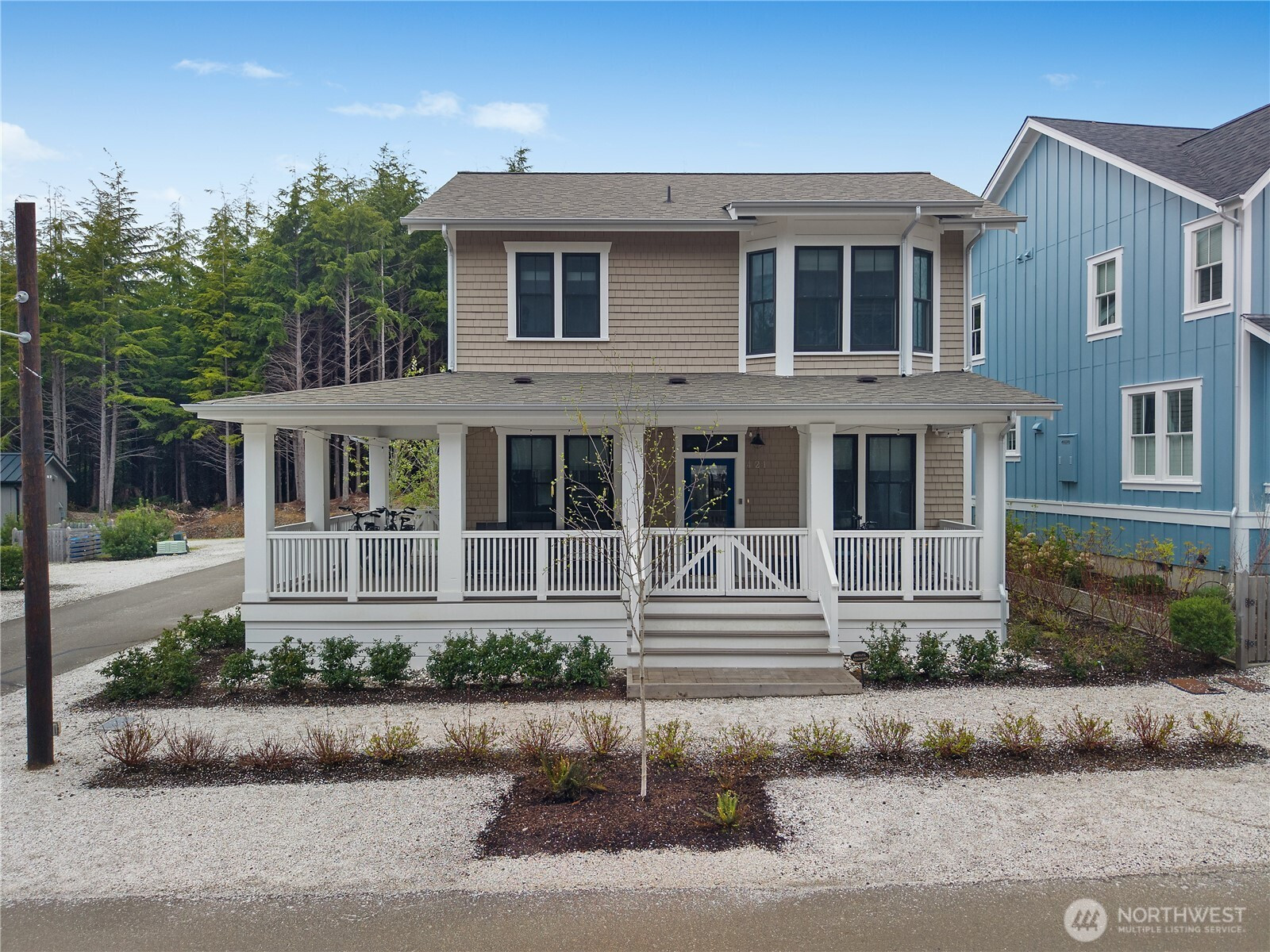 421 E Compass Street, Pacific Beach, WA 98571