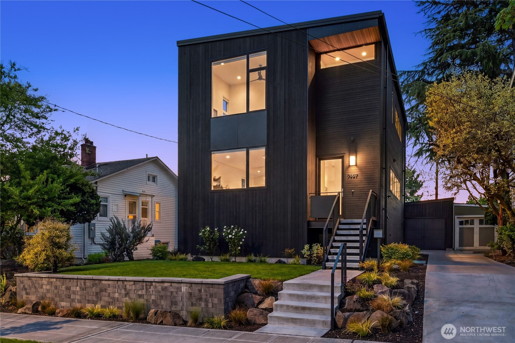 7337 10th Avenue NW, Seattle, WA 98117