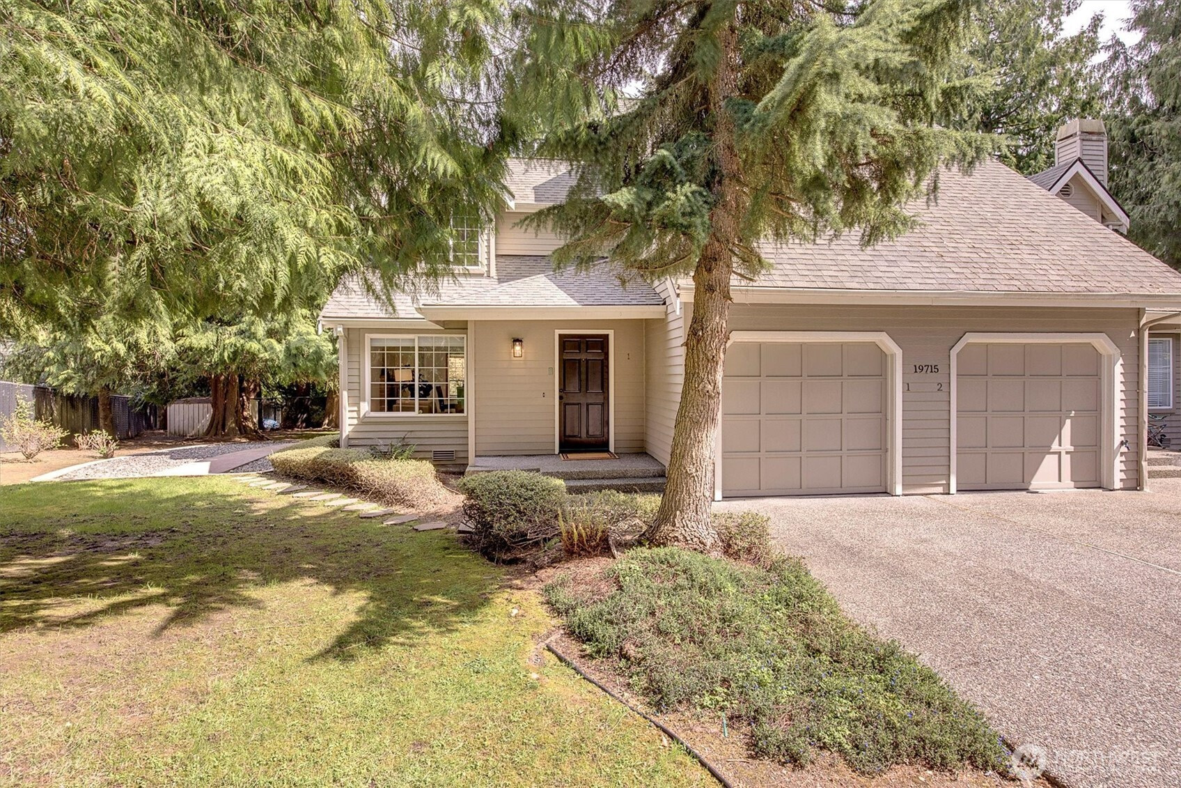 19715 Bing Rd, Lynnwood, WA 98036