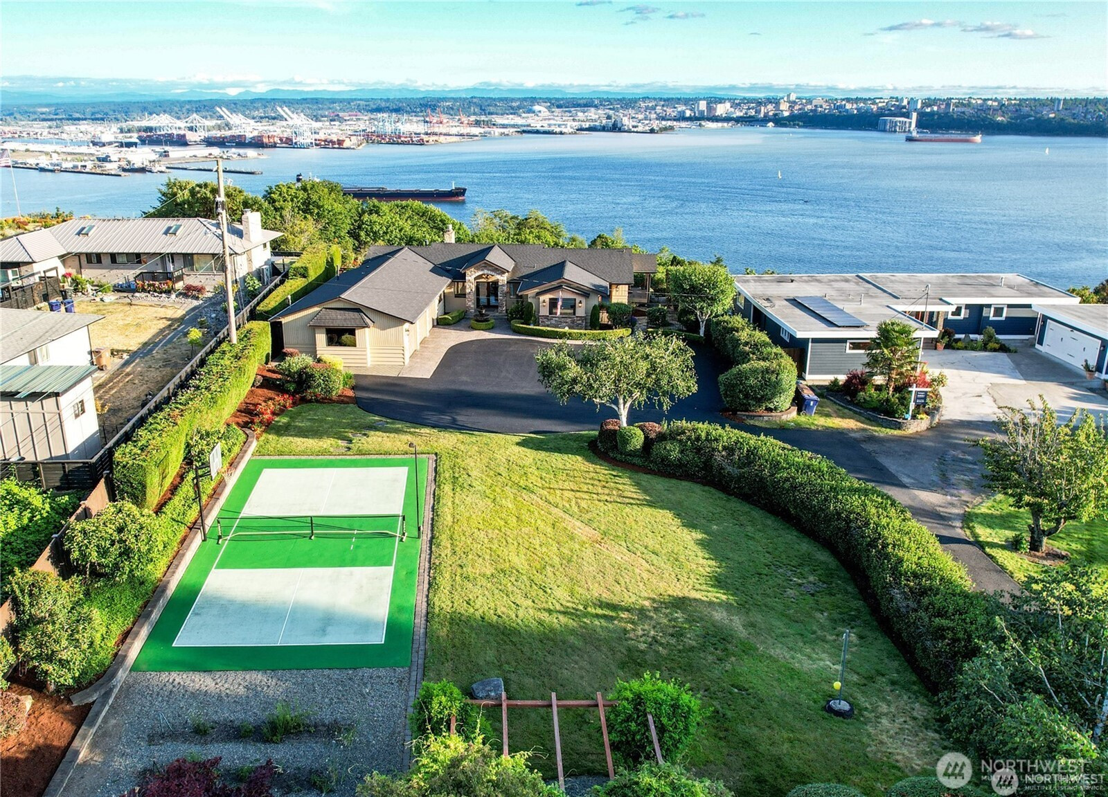 4702 Browns Point Boulevard NE, Tacoma, WA 98422