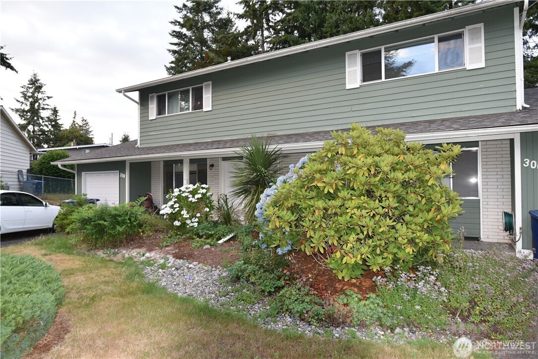 306 146th Place NE, Bellevue, WA 98007