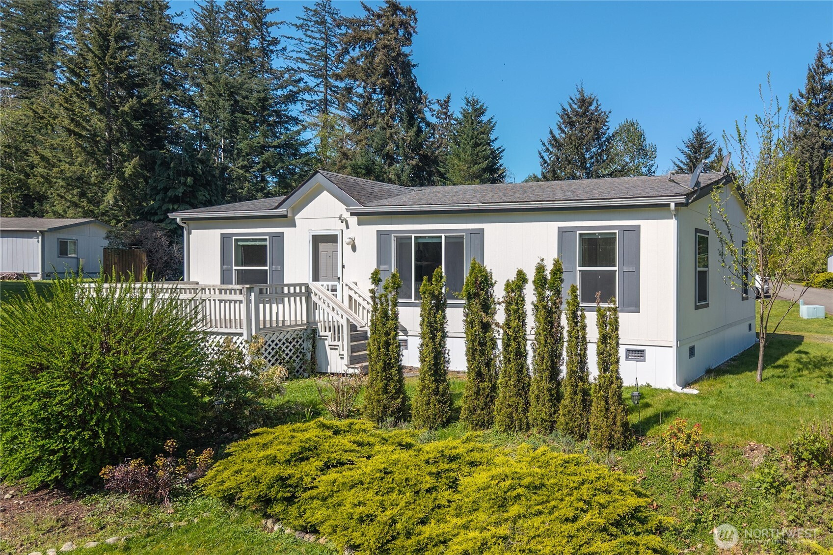 19026 2nd Street E, Lake Tapps, WA 98391