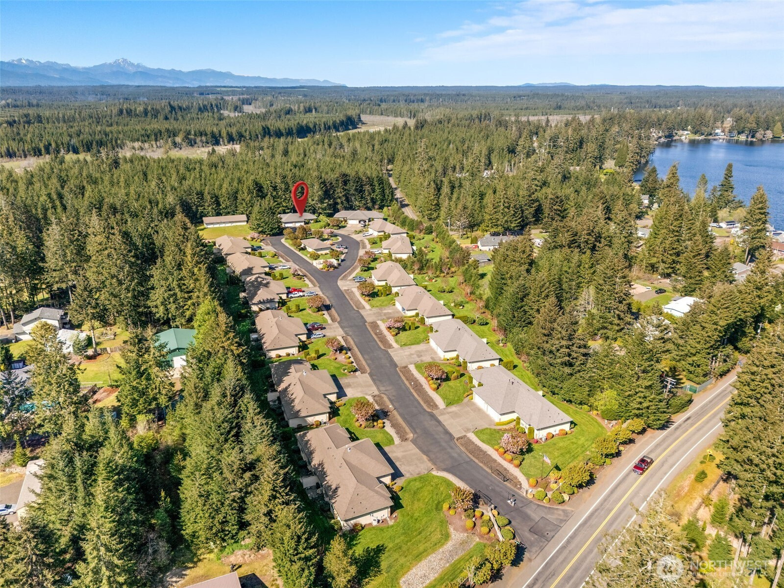 170 E Beaumont Drive, Shelton, WA 98584