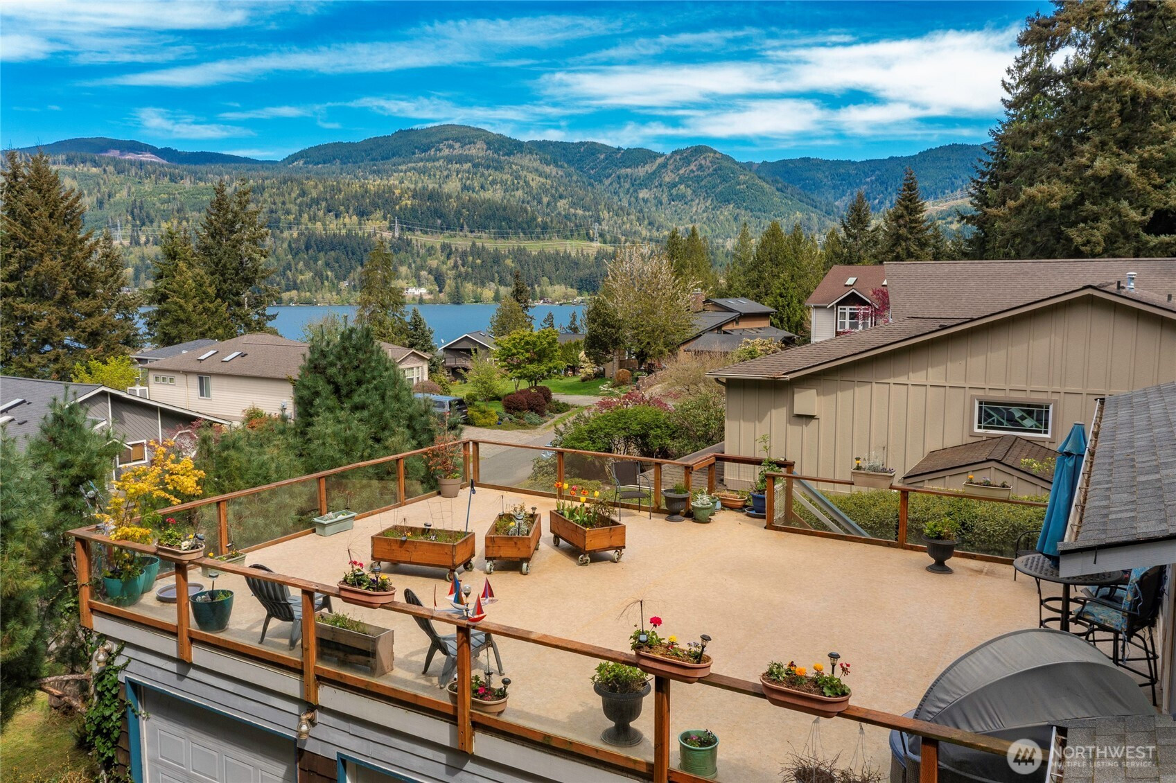 69 North Point Drive, Bellingham, WA 98229