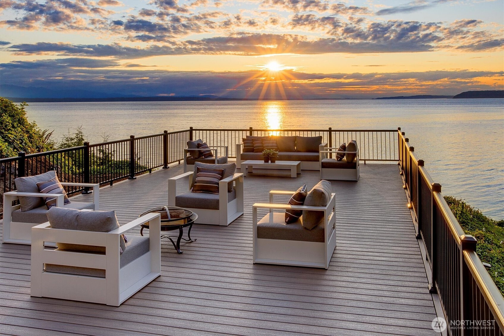 8001 Talbot Road, Edmonds, WA 98026