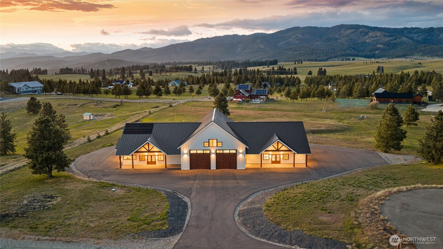 731 Horse Jump Dr, Cle Elum, WA 98922