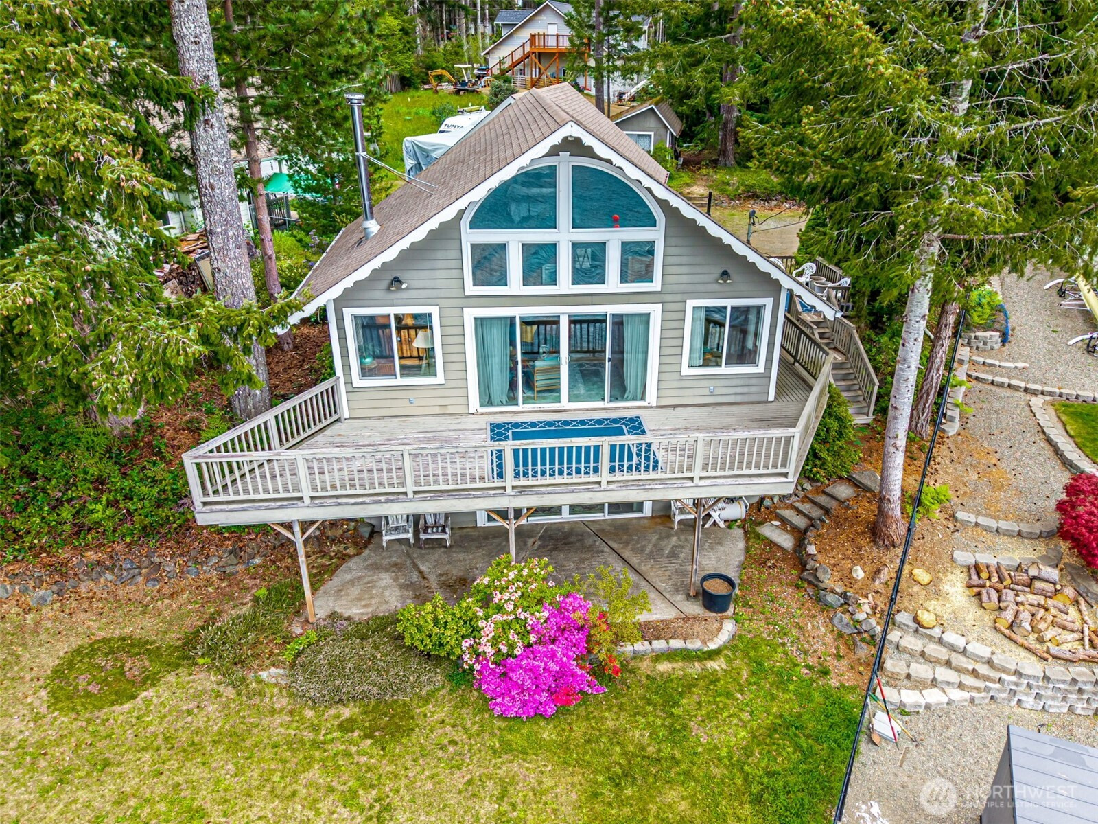 10 E North Cove Road, Shelton, WA 98584