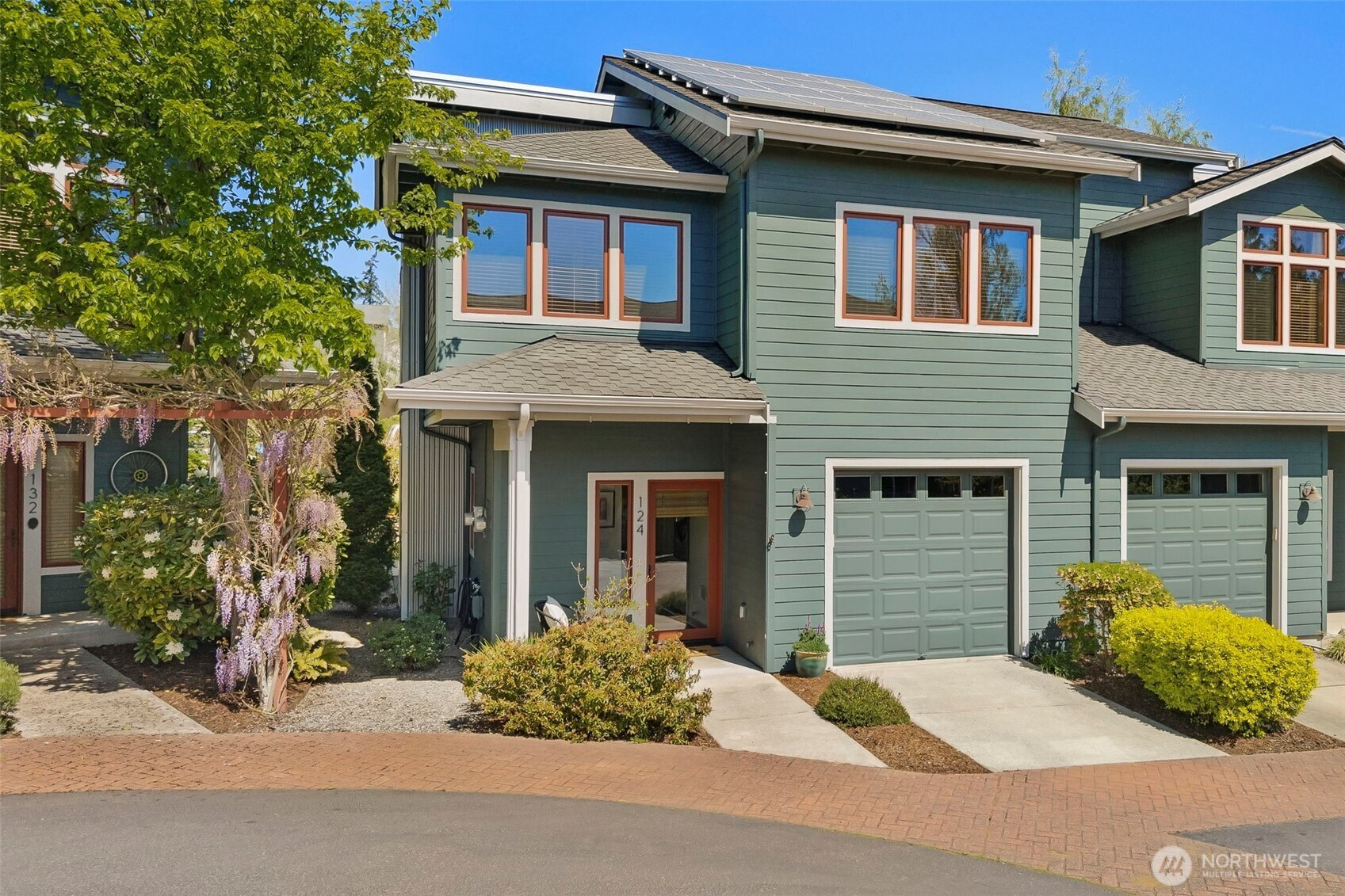 124 Jacolet Lane NW, Bainbridge Island, WA 98110