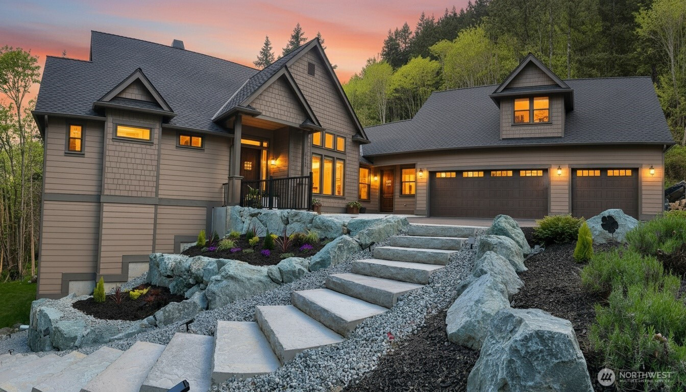 17345 Olympic Pl, Mount Vernon, WA 98274