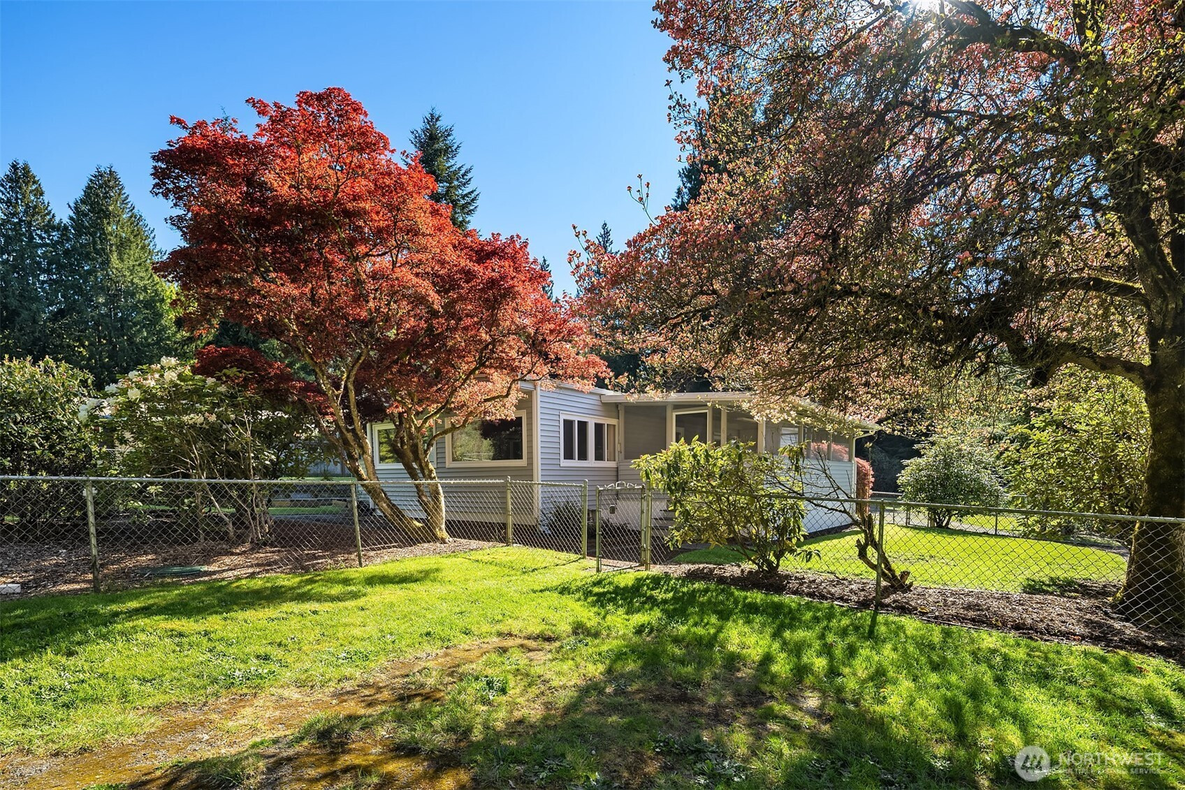 6037 NE BLAKELY Avenue, Bainbridge Island, WA 98110