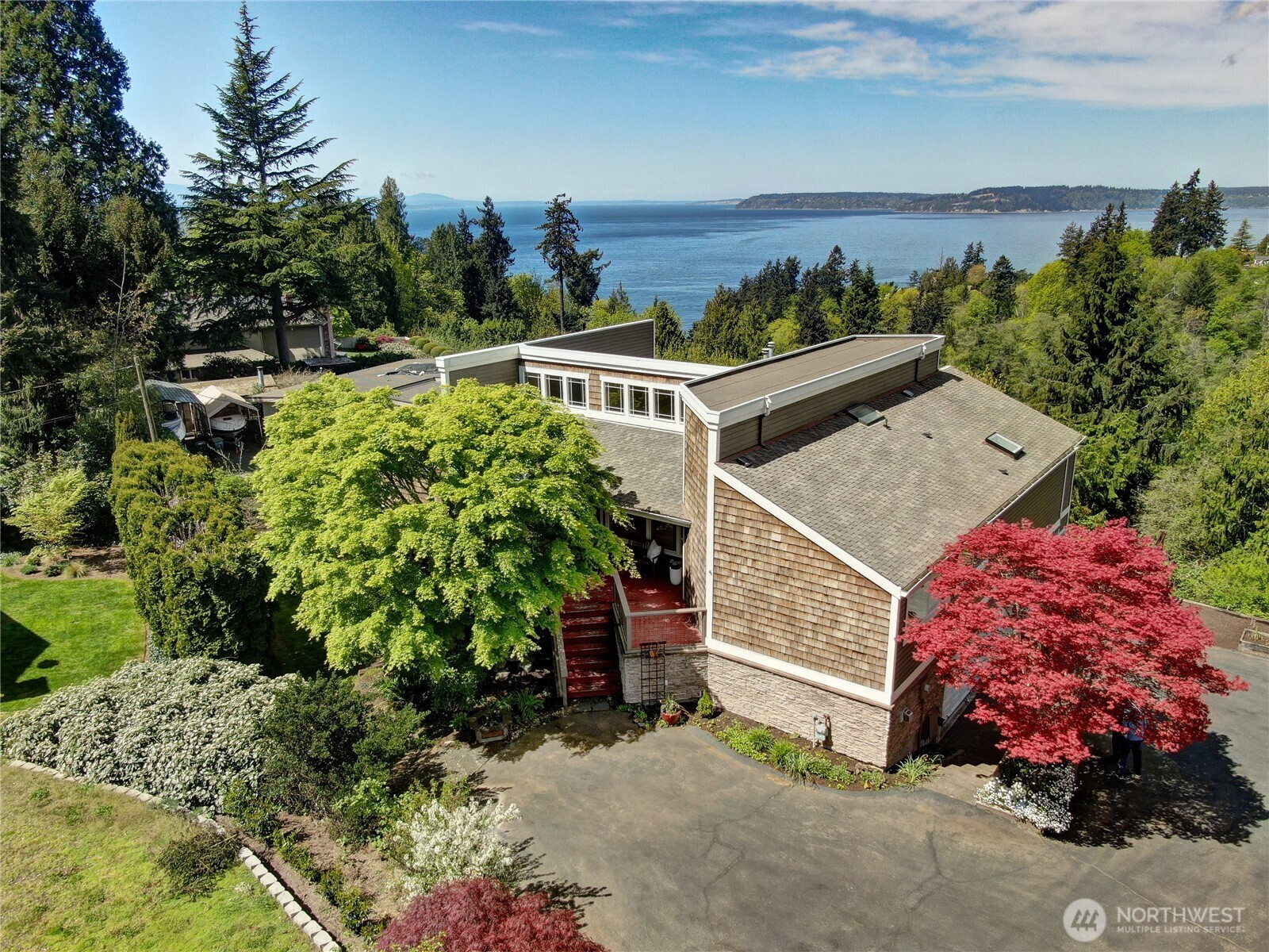 7103 156th Street SW, Edmonds, WA 98026