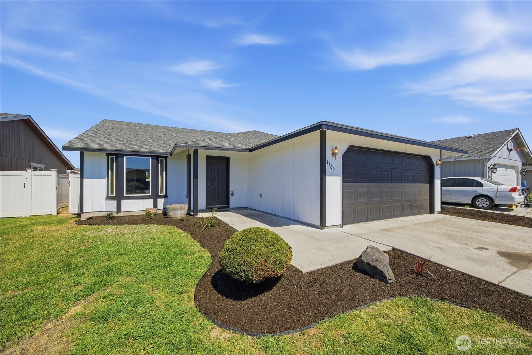 1365 E Gemstone Street E, Othello, WA 99344