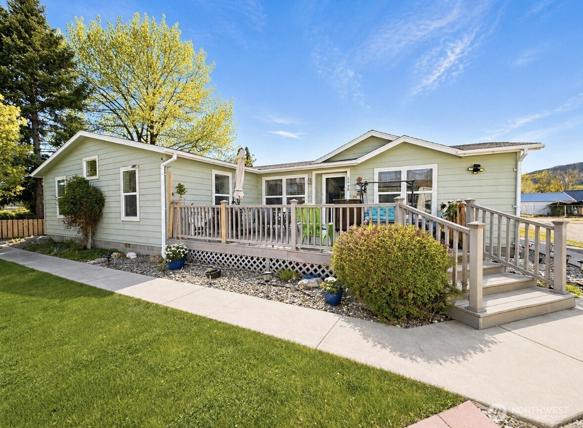 1408 Elm Street, Oroville, WA 98844