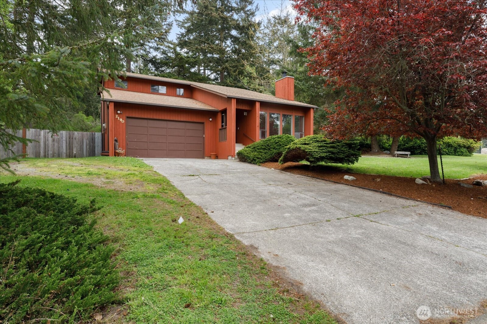 2190 Norcliffe Way, Oak Harbor, WA 98277