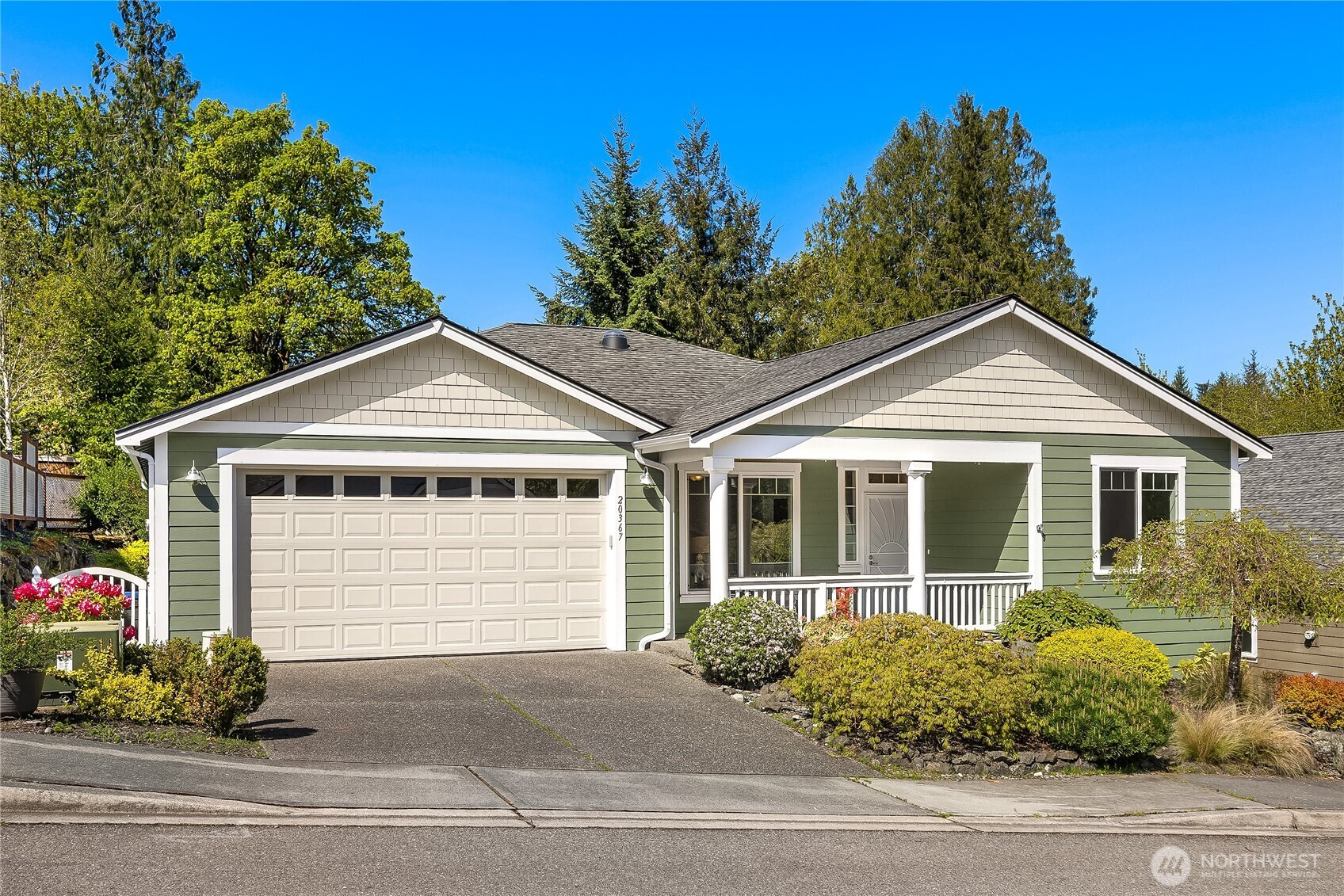 20367 Fortune Place NE, Poulsbo, WA 98370