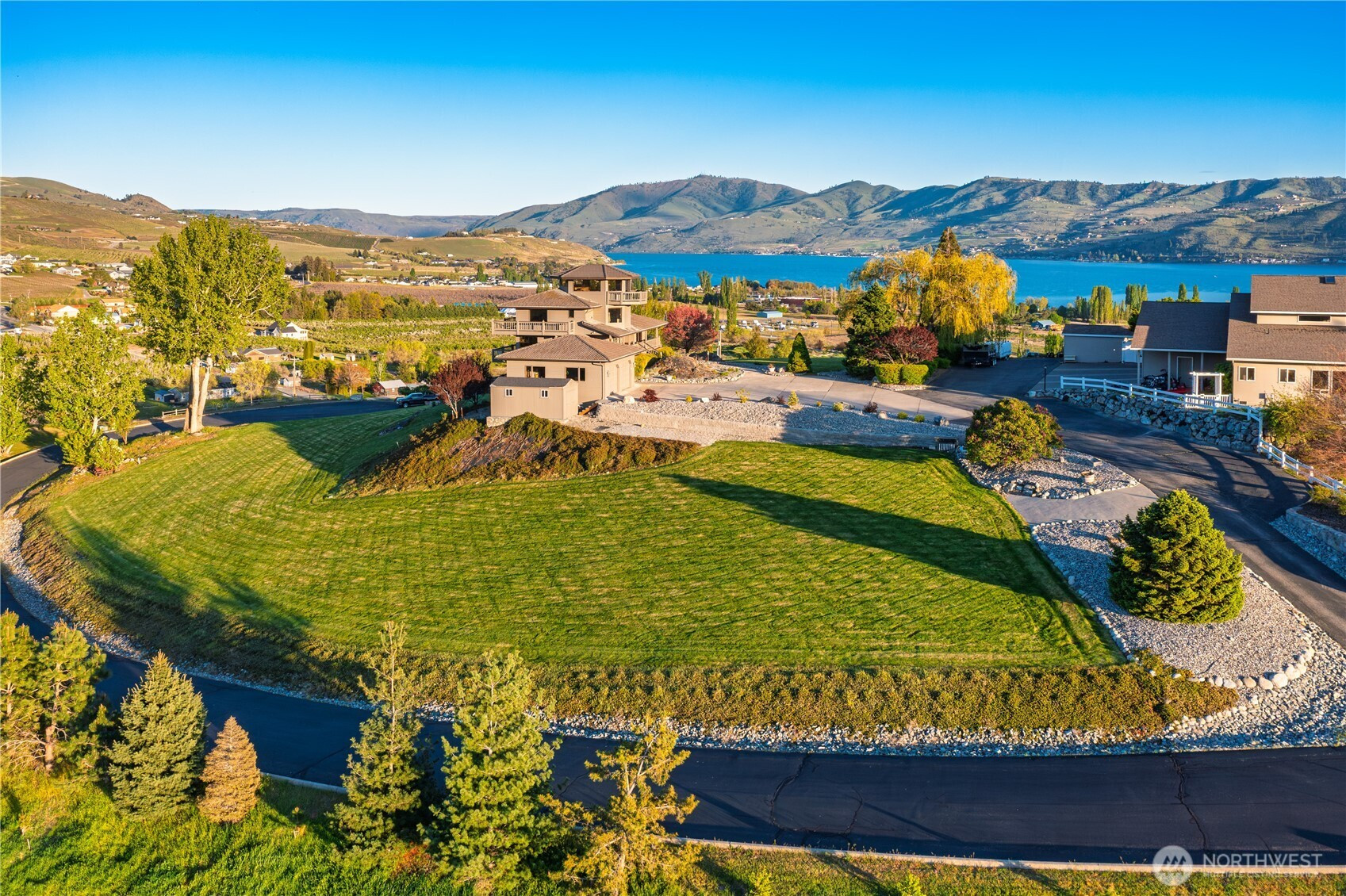 265 Proctor Blvd, Manson, WA 98831