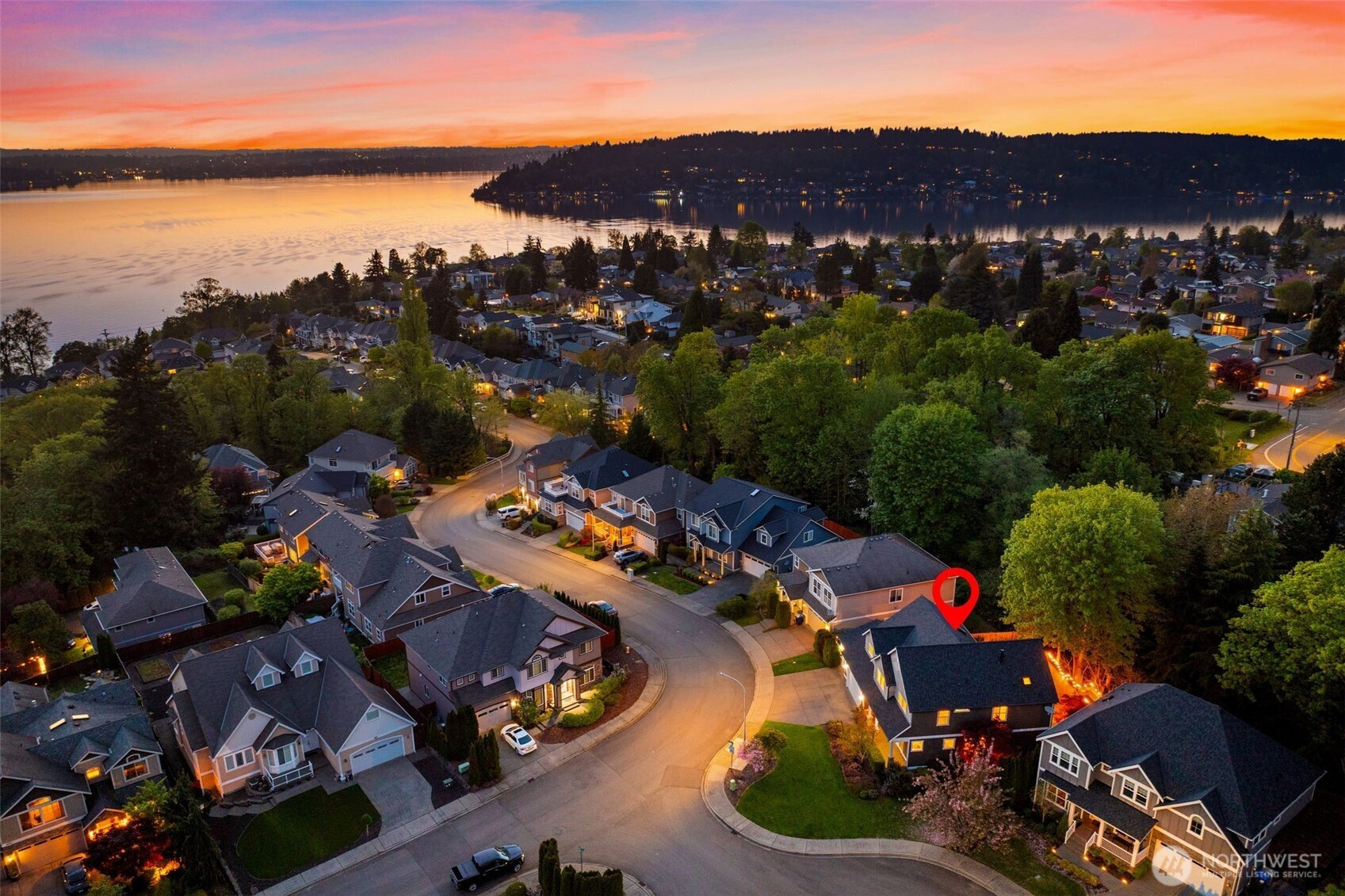 1300 N 27th Place, Renton, WA 98056