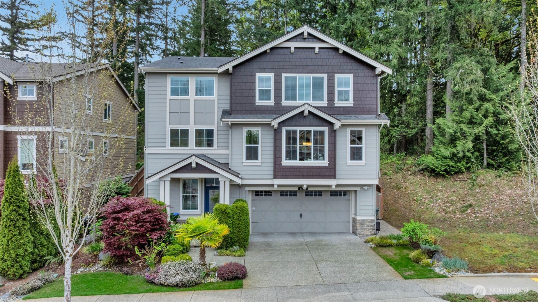 23331 SE 4th Place, Sammamish, WA 98074