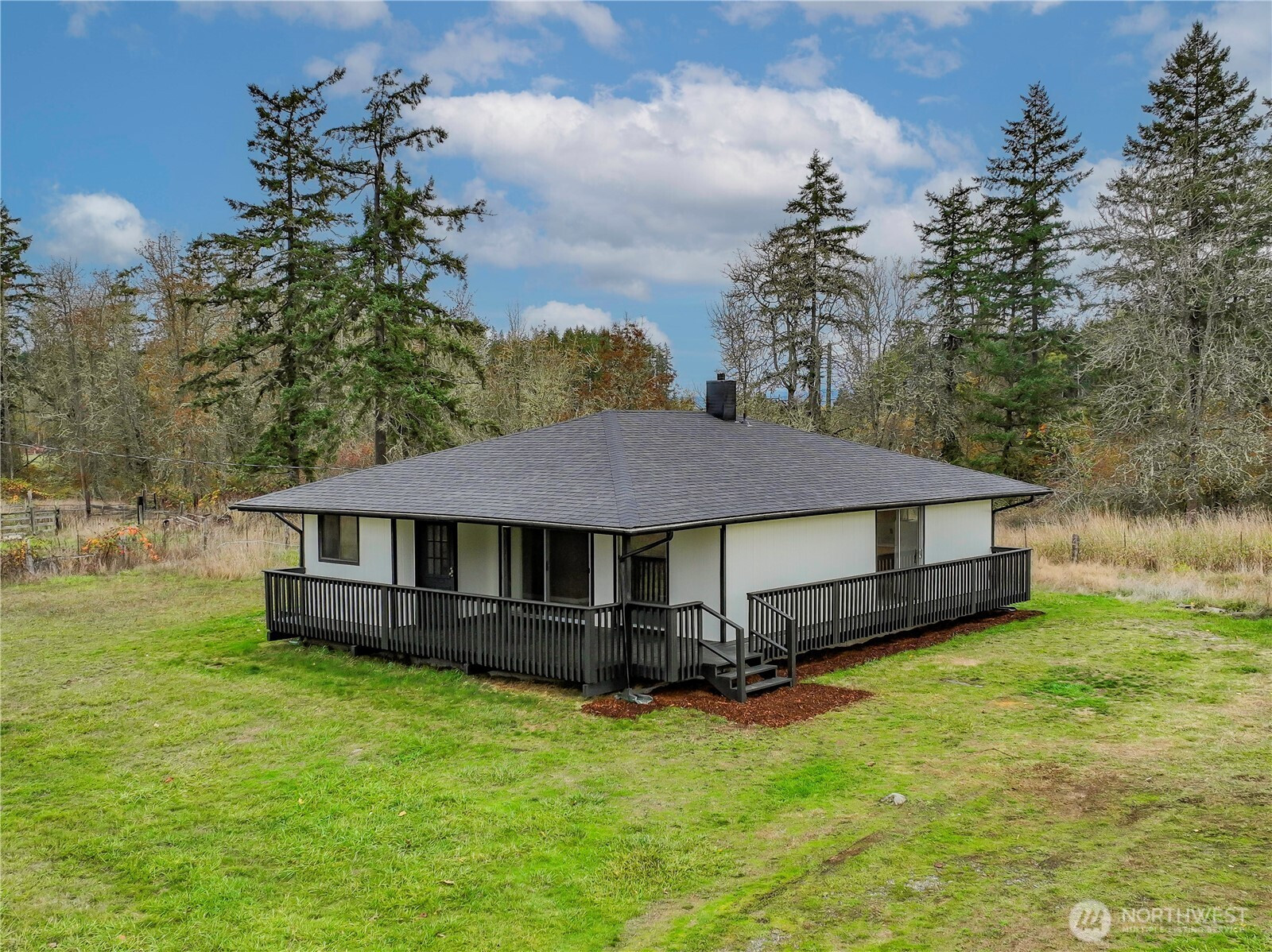 39411 Mountain Highway E, Eatonville, WA 98328