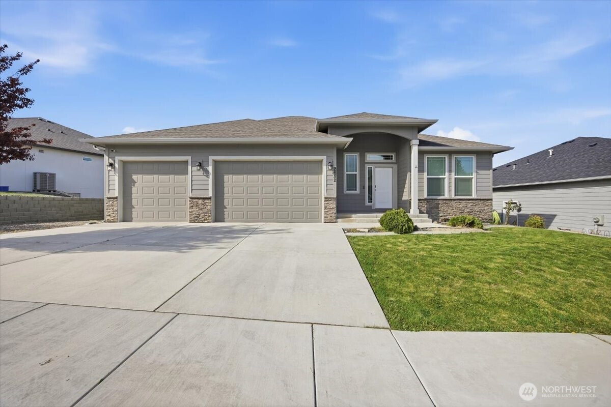 2652 W 44th Place, Kennewick, WA 99337
