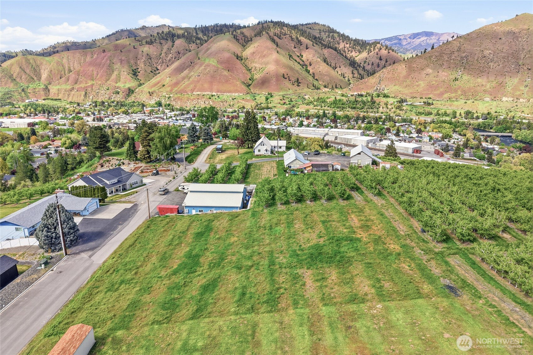 333 Kennedy Road, Cashmere, WA 98815